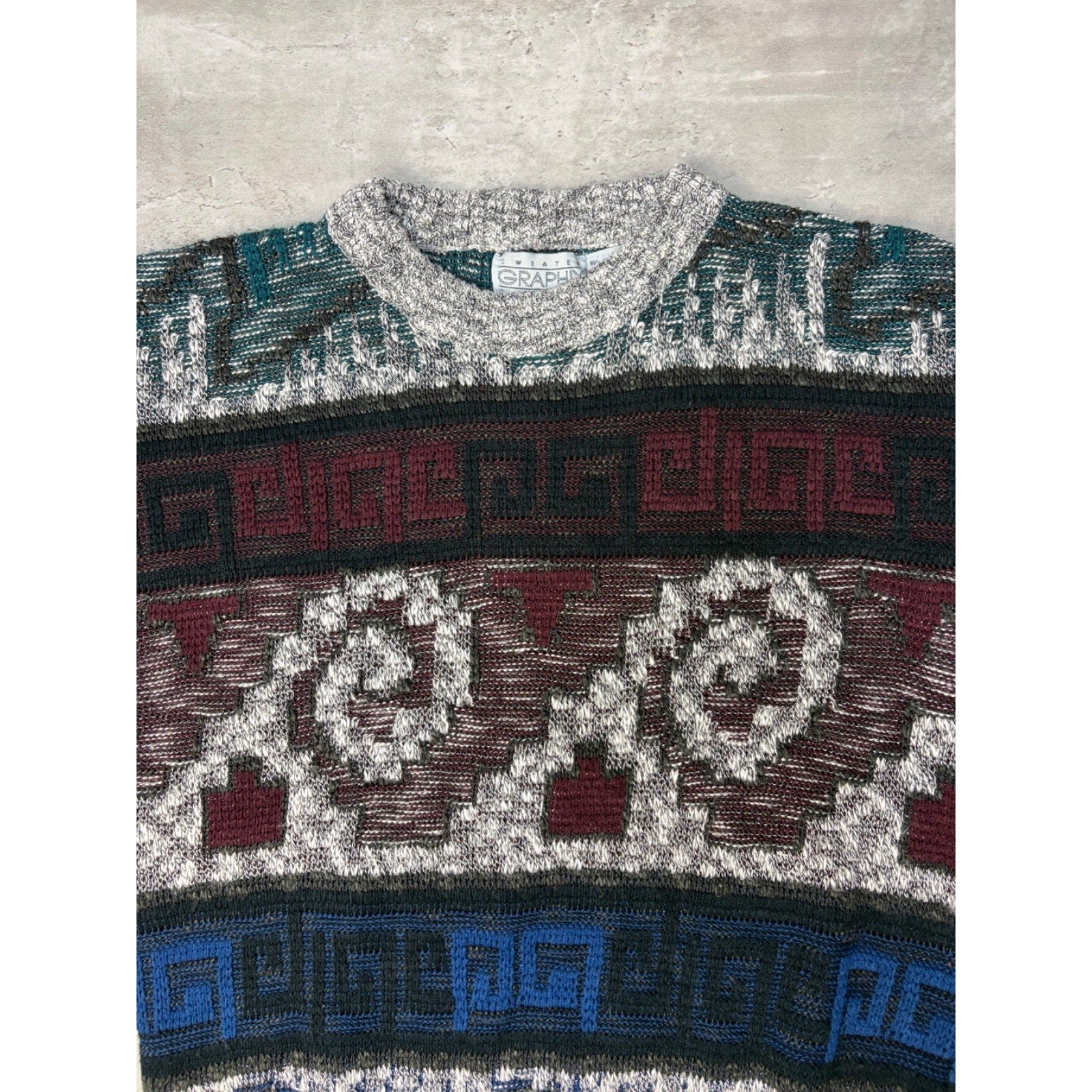 Vintage Sweater Graphix Abstract Print Pullover Knit Sweater Size Small