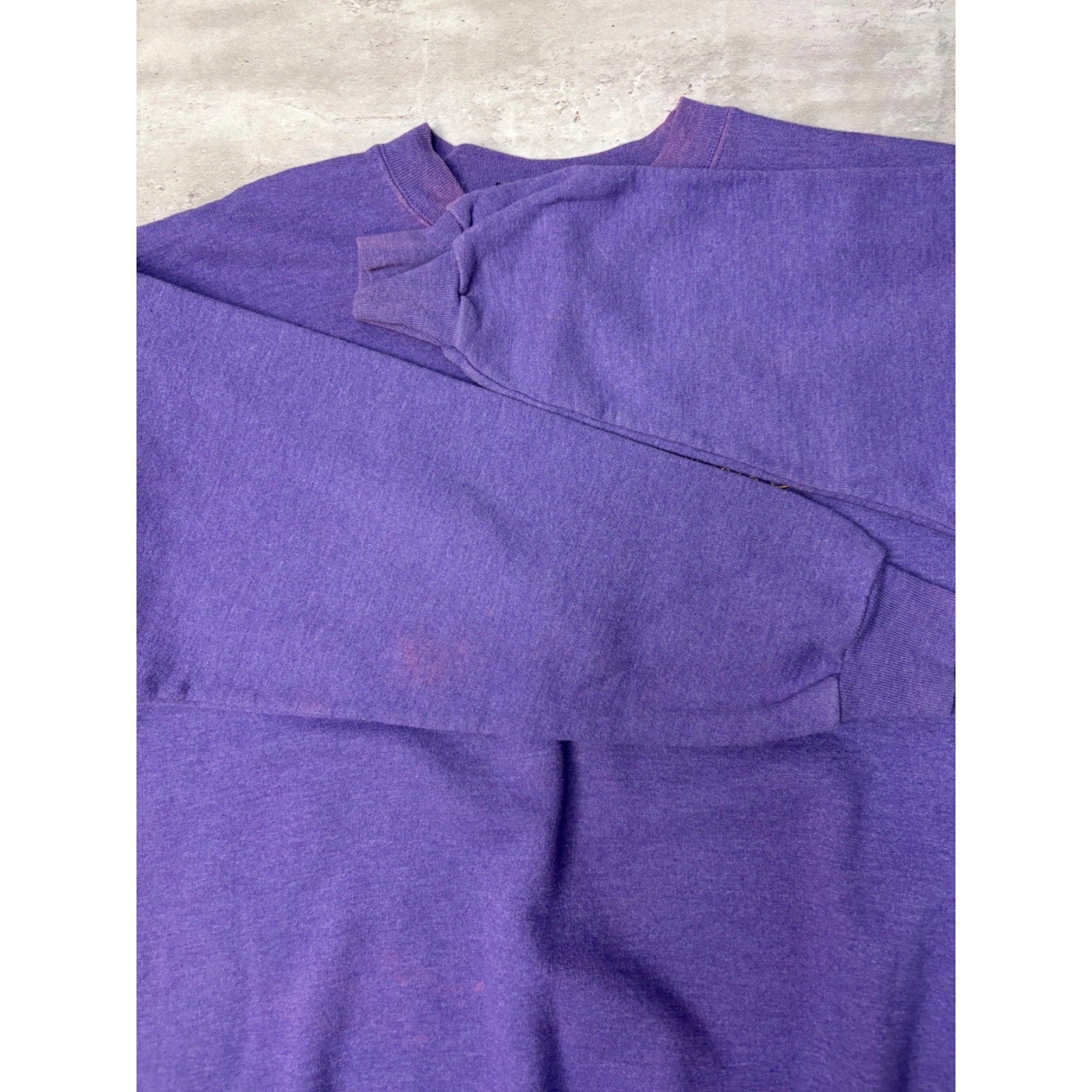 Vintage 90s Western Mustangs NCAA Embroidered Spellout Sweatshirt Size Medium
