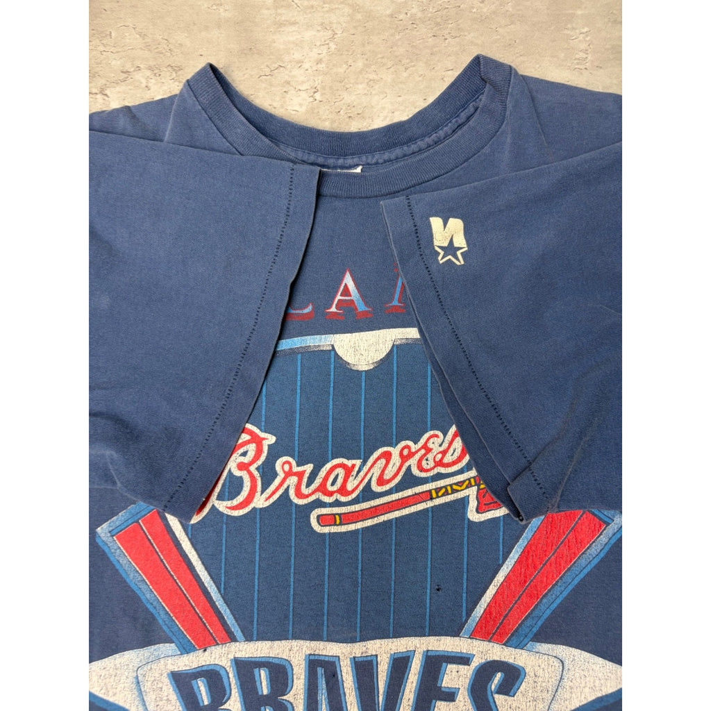 Vintage 90s Atlanta Braves MLB Spellout Graphic Starter T-Shirt Size Large