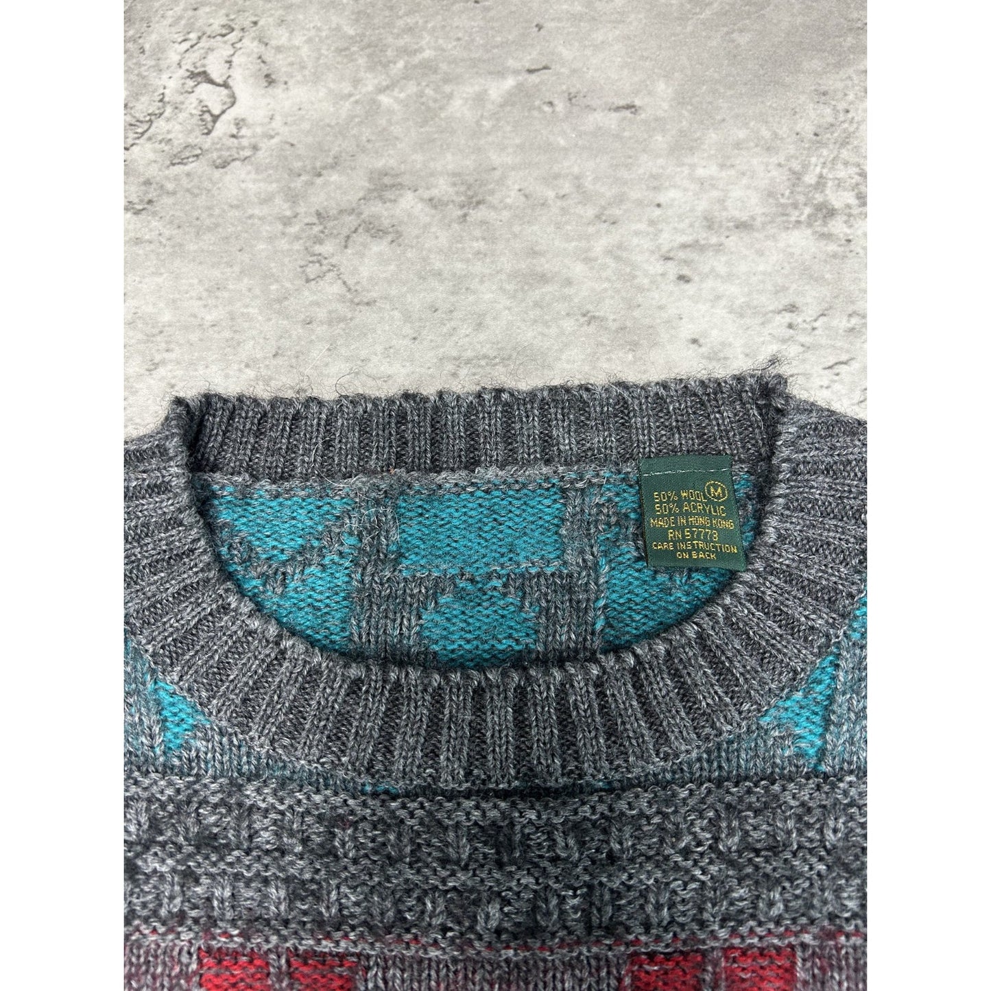 Vintage 80s/90s Aztec Striped Print Pullover Ribbed Knit Sweater Size Medium