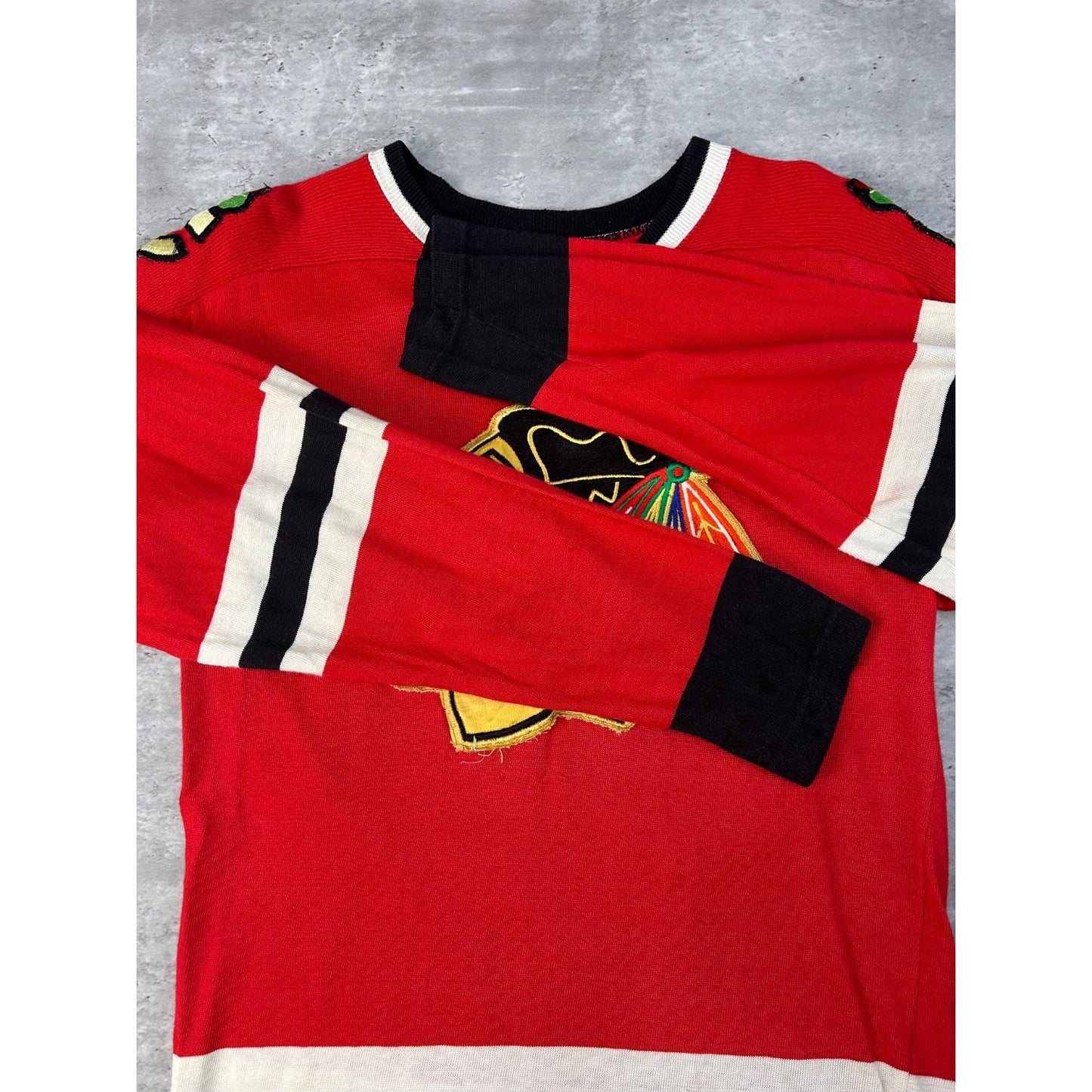 Vintage 70s/80s Chicago Blackhawks #35 NHL Hockey Jersey Size Medium