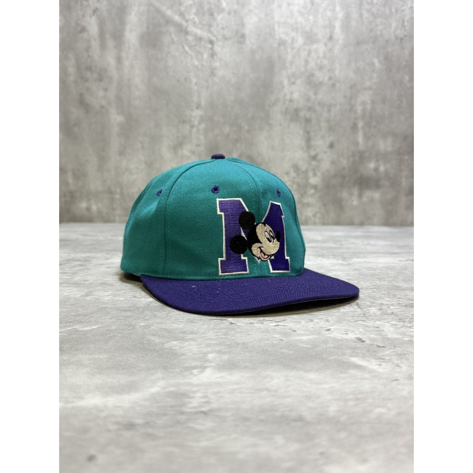 Vintage 90s Disney Mickey Mouse Embroidered Character Snapback Hat OSFA