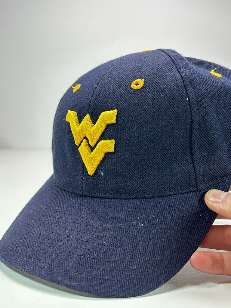 Vintage West Virginia Mountaineers NCAA Embroidered Logo Snapback Hat OSFA