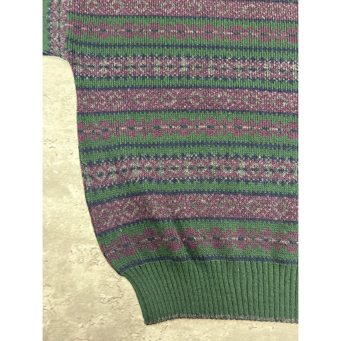 Vintage 90s Abstract Striped Pullover Ribbed Knit Sweater Size Medium