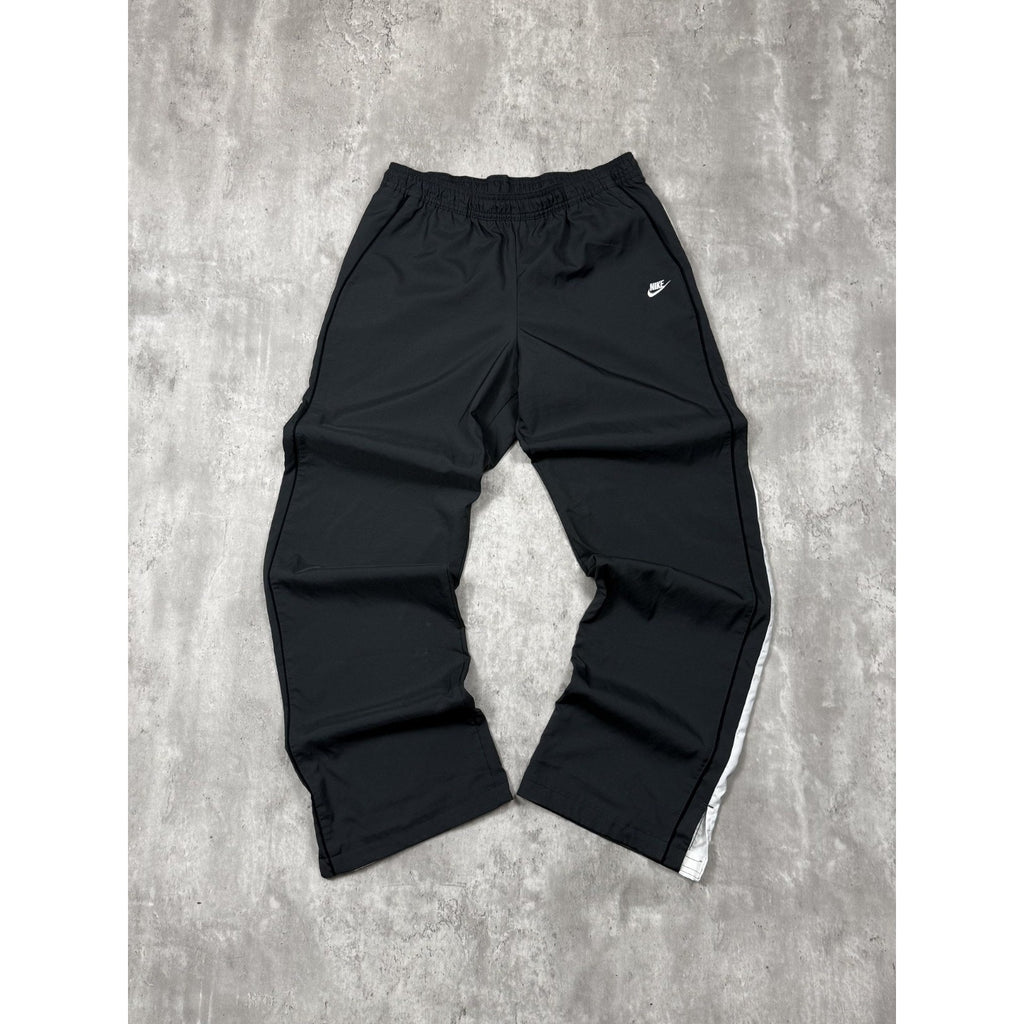 Nike Fit Embroidered Swoosh Spellout Logo Nylon Track Pants Size Medium YOUTH