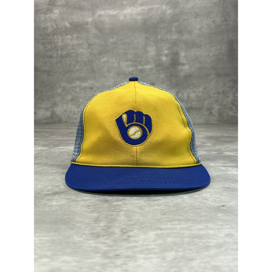 Vintage 80s MIlwaukee Brewers MLB Embroidered Logo Trucker Snapback Hat OSFA