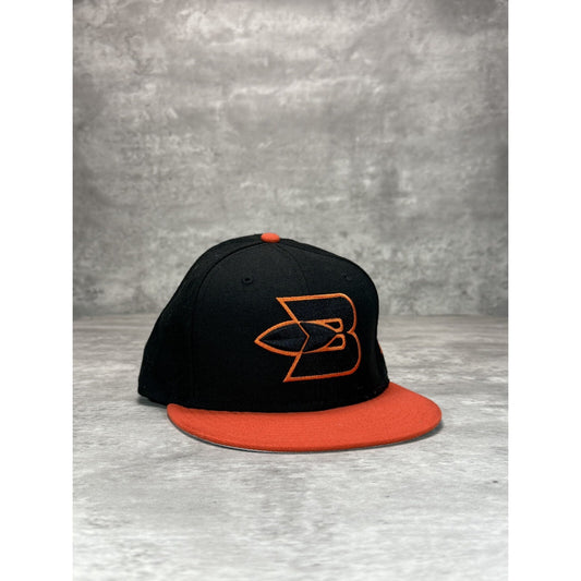 Buffalo Braves NBA Embroidered Logo Retro Fitted Hat 7 1/2 Black/Orange