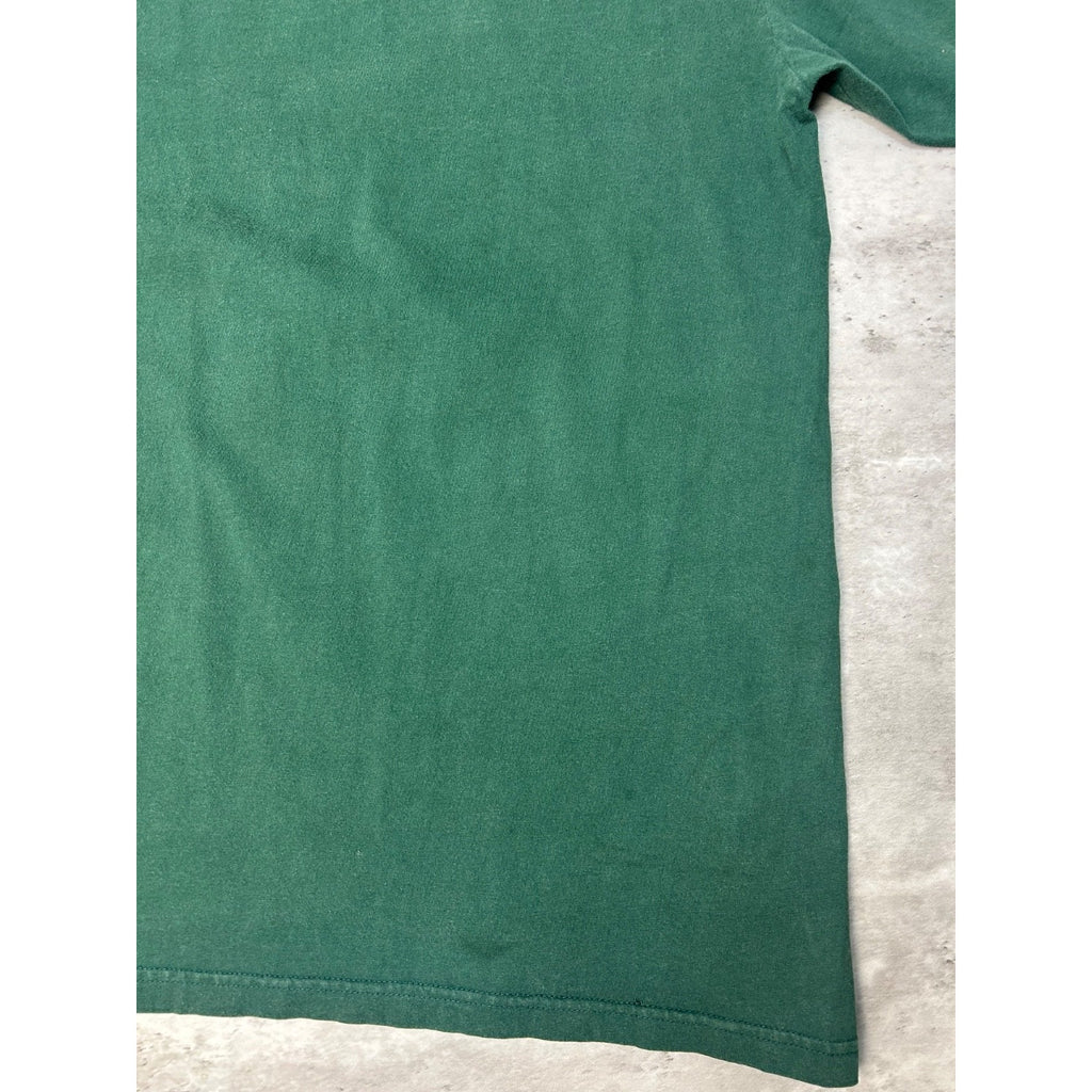Vintage 1997 Green Bay Packers NFL Spellout Logo Graphic T-Shirt Size Large