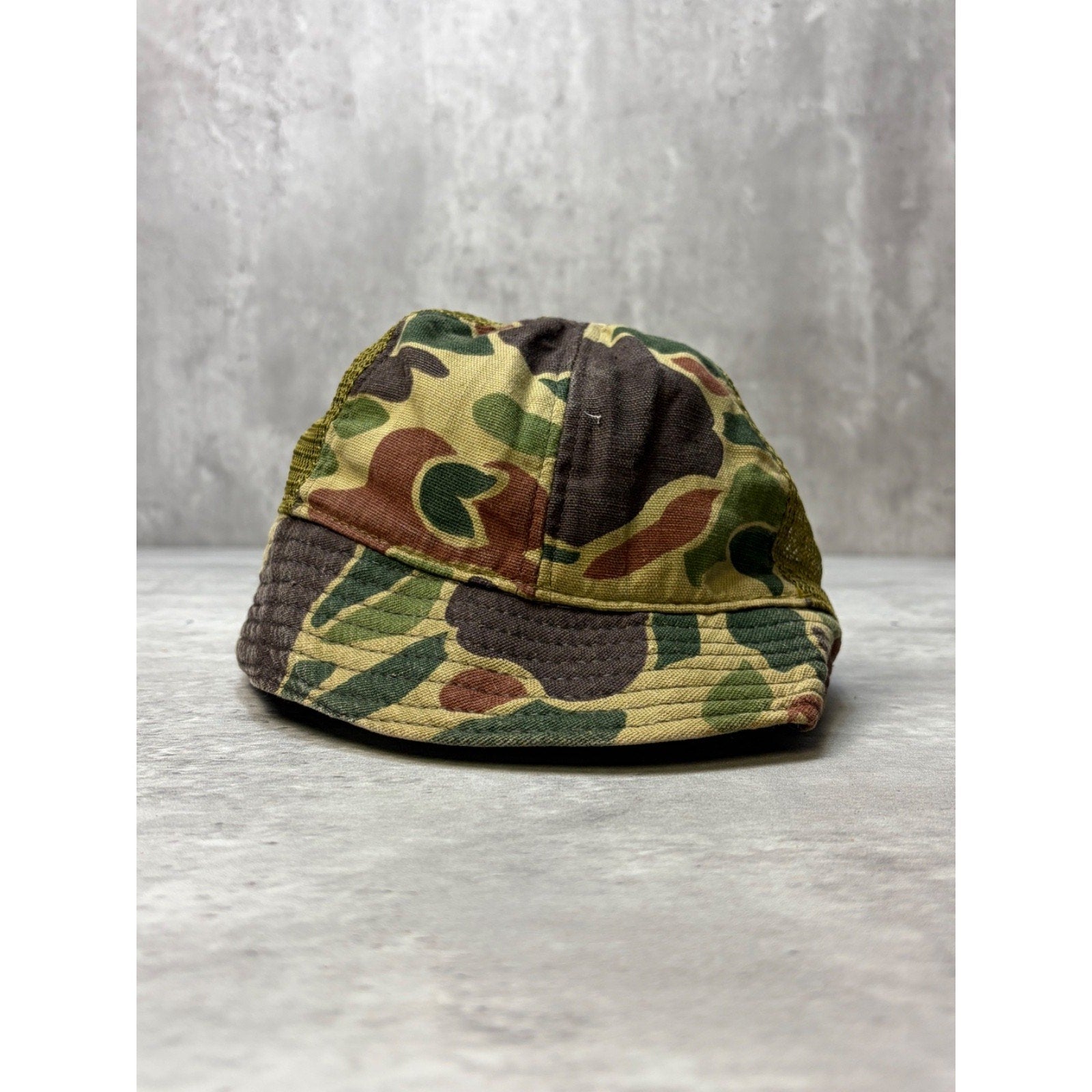 Vintage 80s/90s Camo Brimmed Bucket Hat OSFA