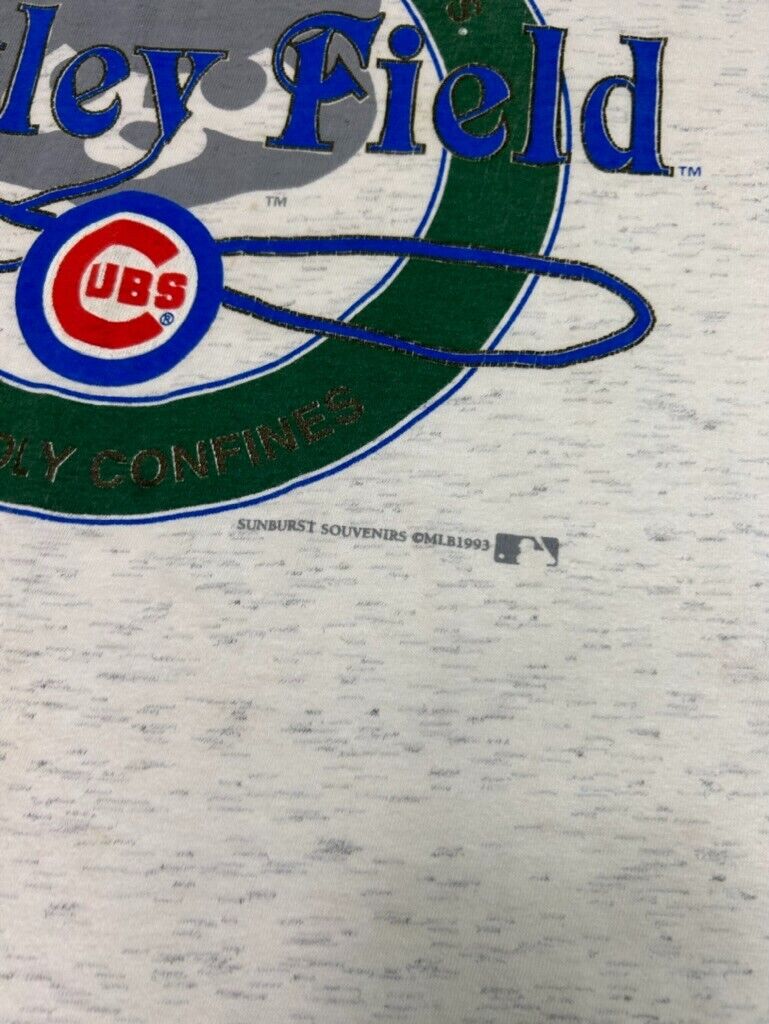 Vintage 1993 Wrigley Field MLB Home Of The Cubs Graphic T-Shirt Size XL 90s