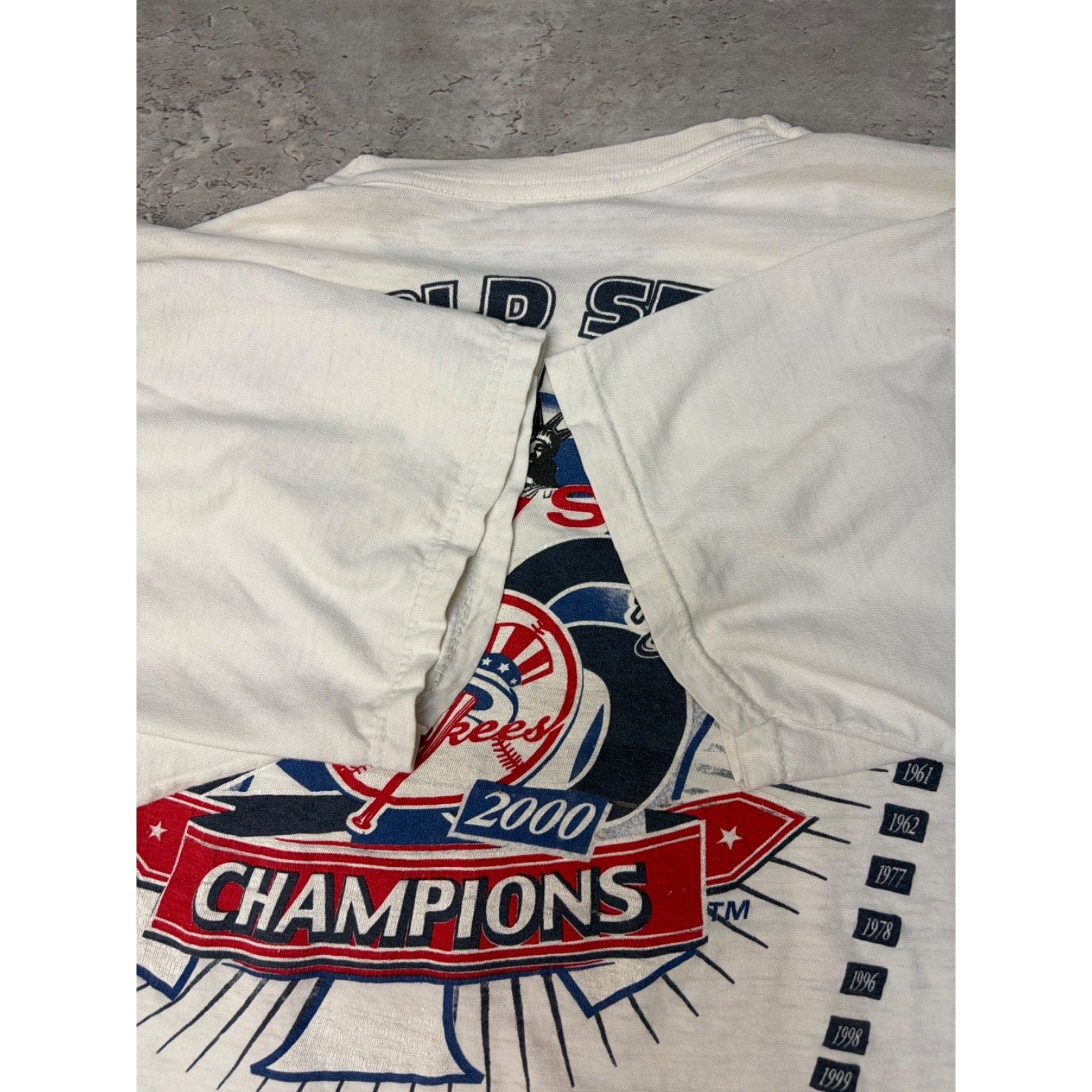 Vintage 2000 Yankees Vs Mets MLB Subway Series Baseball T-Shirt Size XL