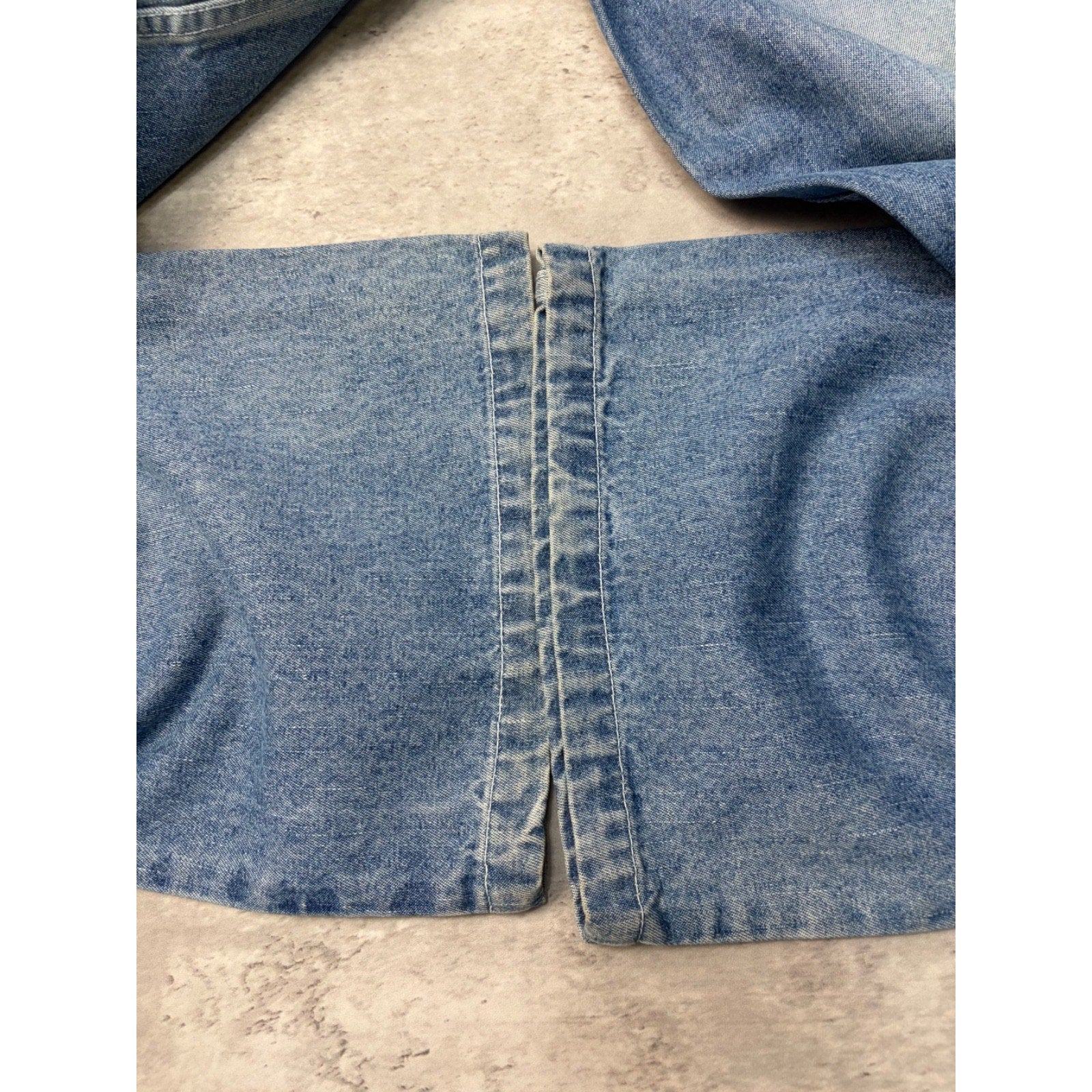 Vintage Y2K Womens Phat Farm Embroidered Logo Medium Wash Denim Pants