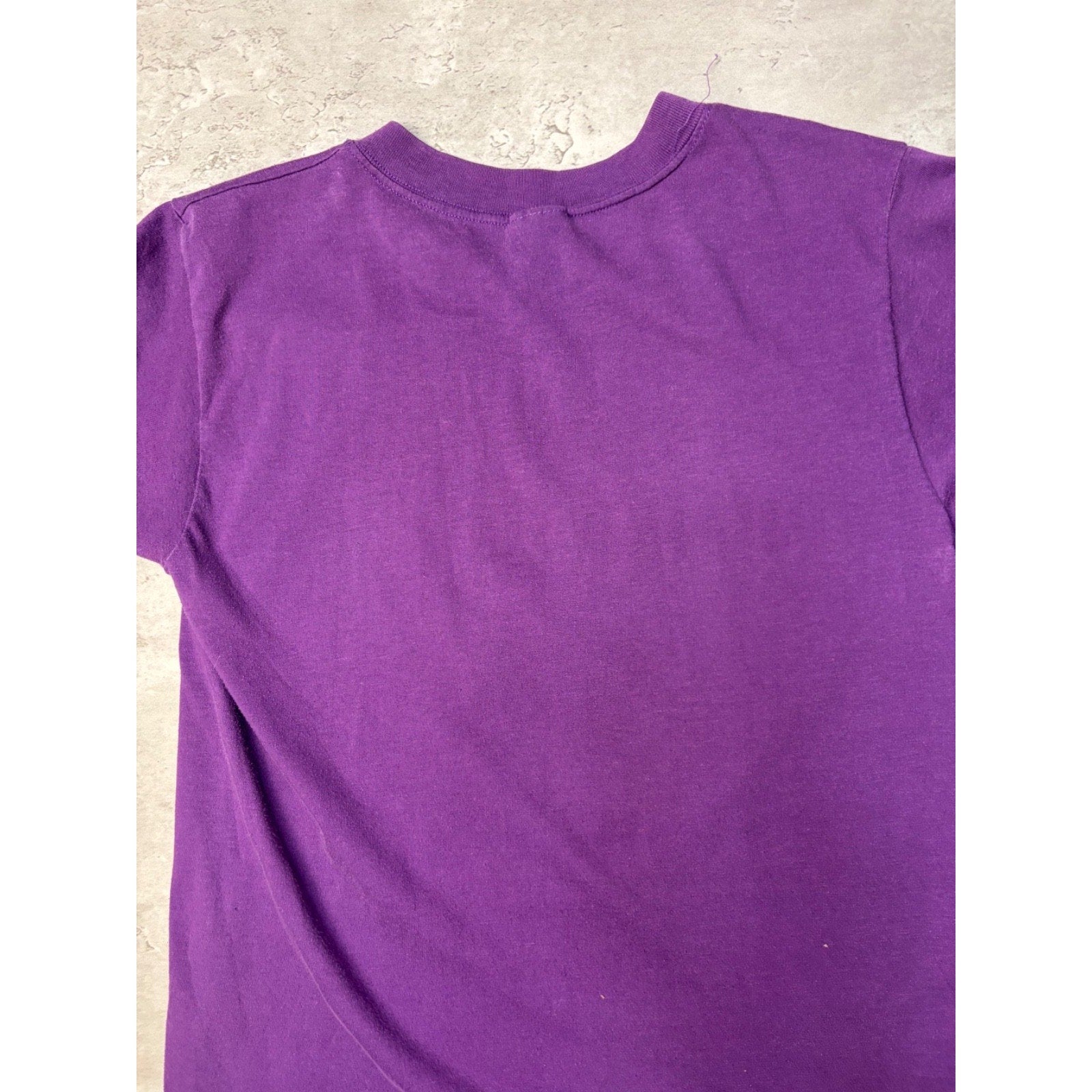 Vintage 80s/90s Los Angeles Lakers NBA Graphic Logo Spellout T-Shirt Size Medium
