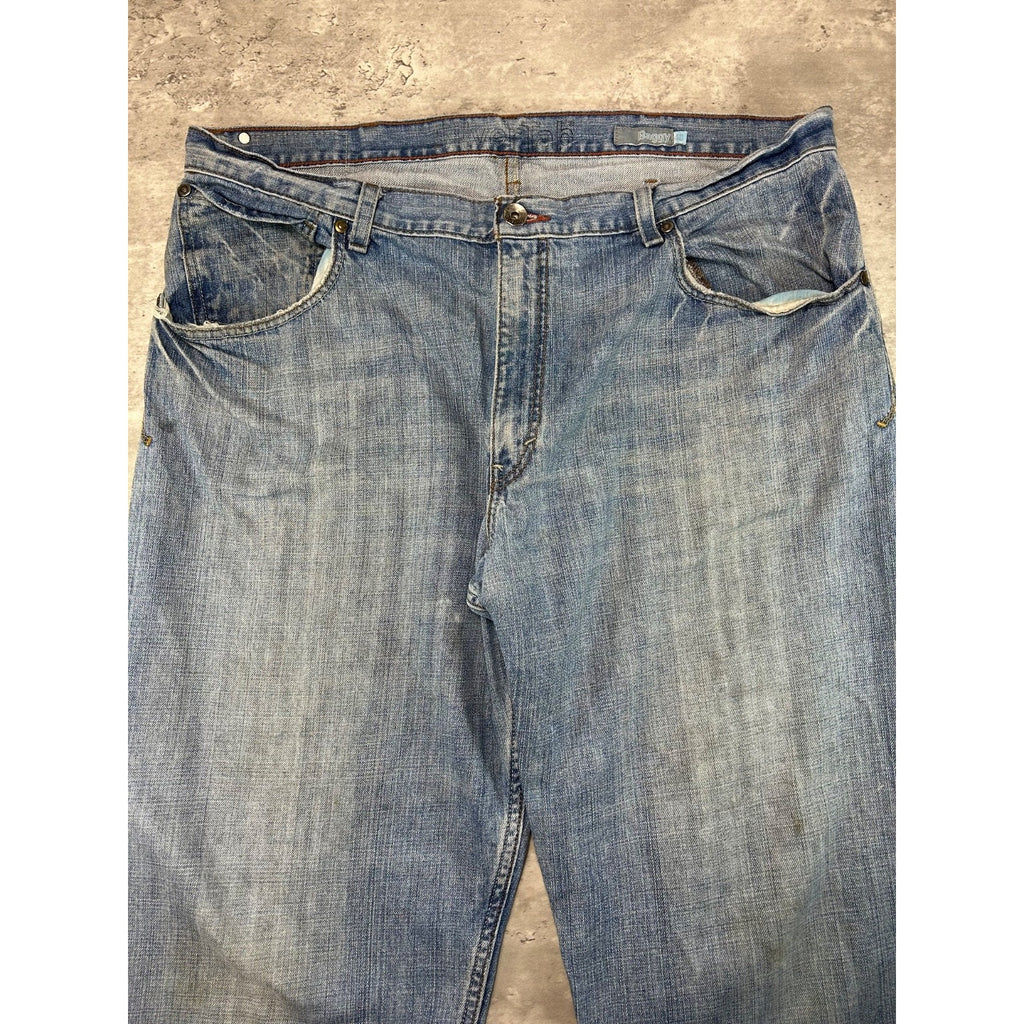 Vintage Levis Silvertab Baggy Fit Light Wash Distressed Denim Pants Size 41