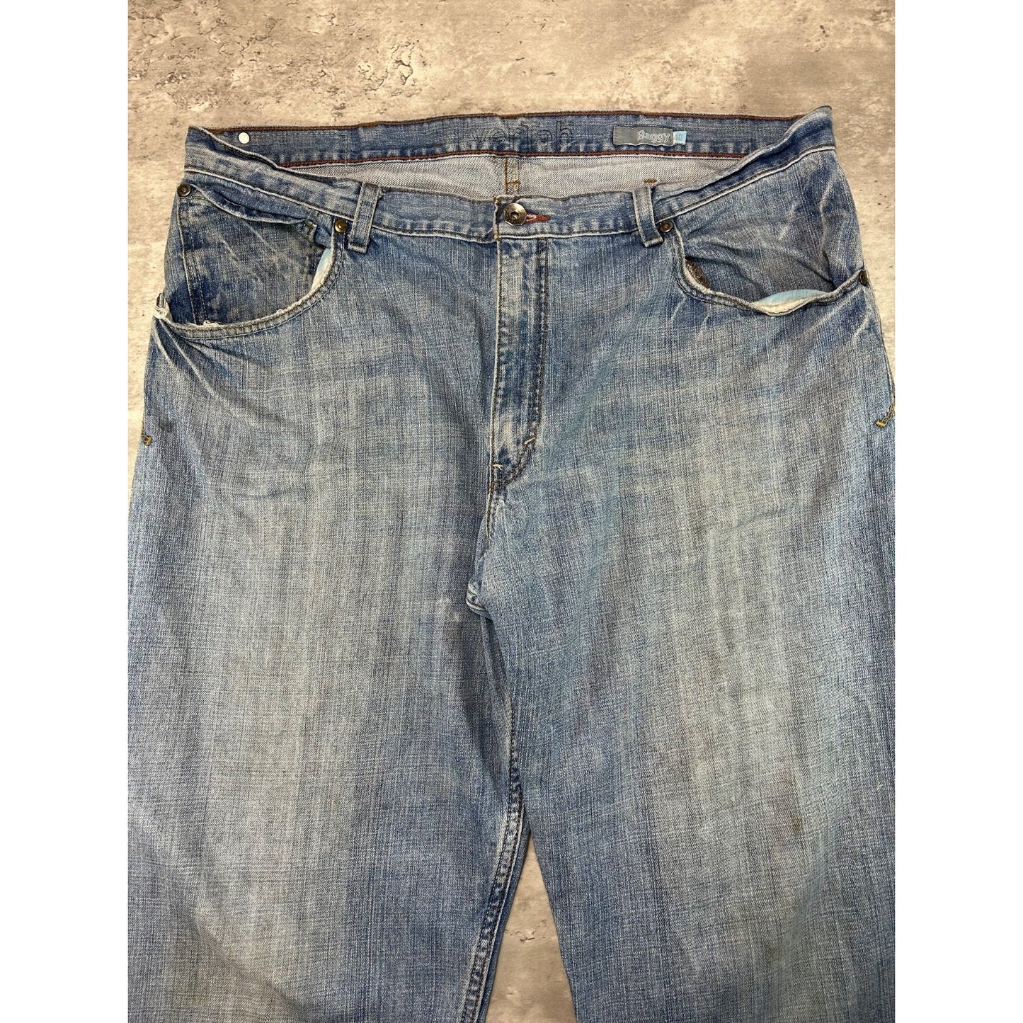 Vintage Levis Silvertab Baggy Fit Light Wash Distressed Denim Pants Size 41