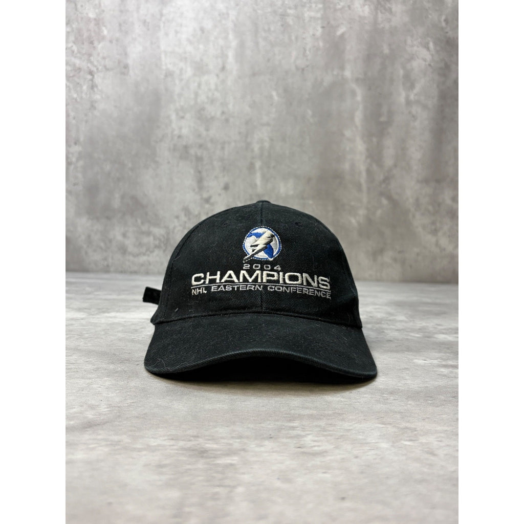 Vintage 2004 Tampa Bay Lightning NHL Eastern Division Champs Strapback Hat OSFA