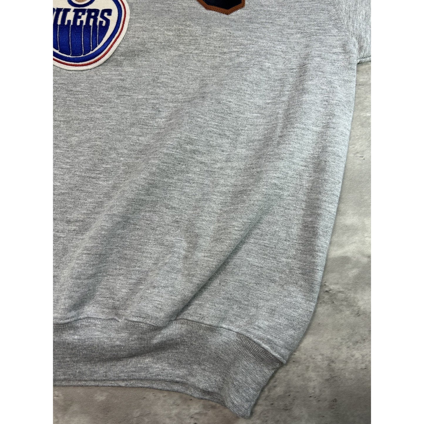 Vintage 90s Edmonton Oilers NHL Embroidered Spellout Sweatshirt Size XL Gray