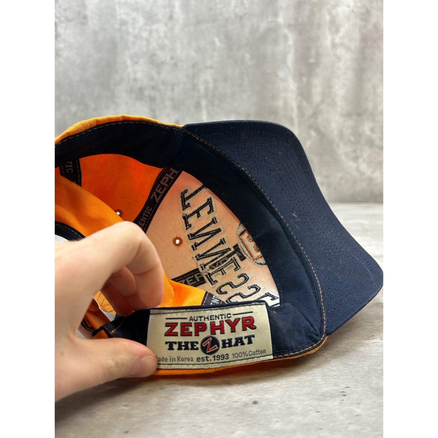 Vintage Tennessee Volunteers NCAA Embroidered Spellout Snapback Hat OSFA