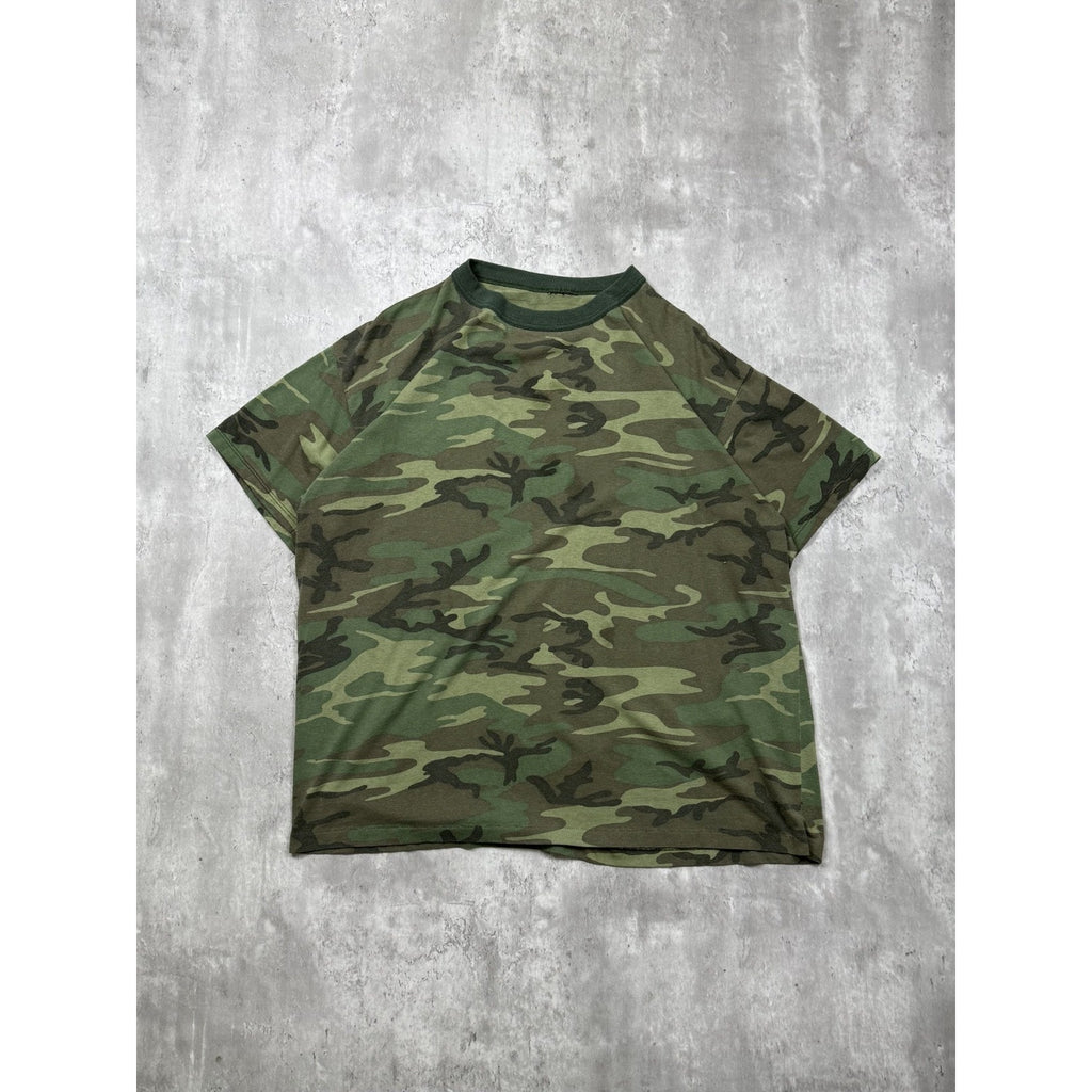 Vintage 1990s Woodland Camo Military T-Shirt Size XL