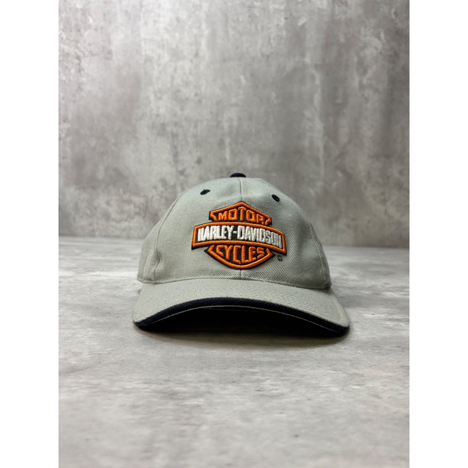 Vintage Harley Davidson Embroidered Classic Logo Gray Fitted Hat Size 7 1/4