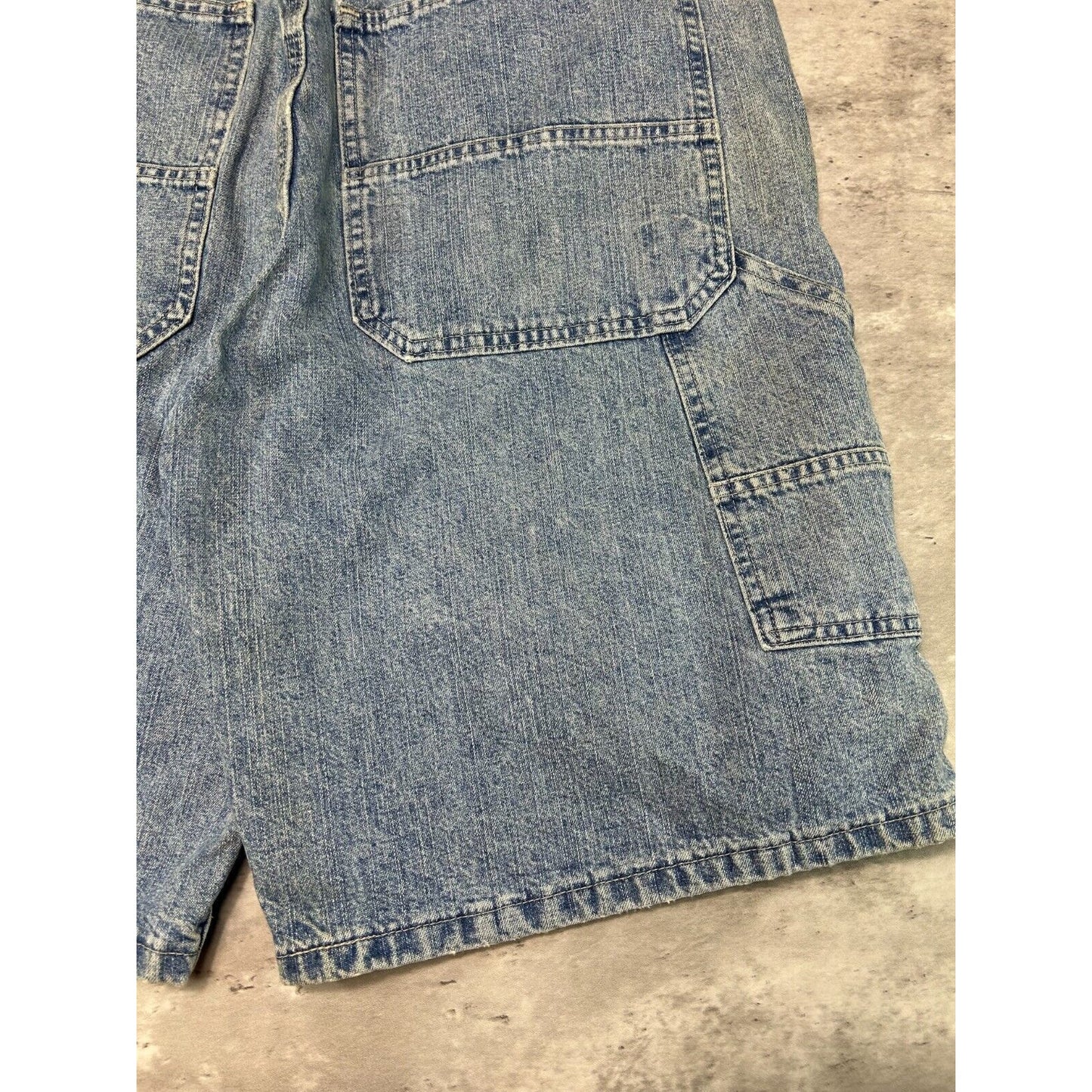 Vintage Wrangler Jeans Light Wash Denim Workwear Carpenter Shorts Size 35 Blue