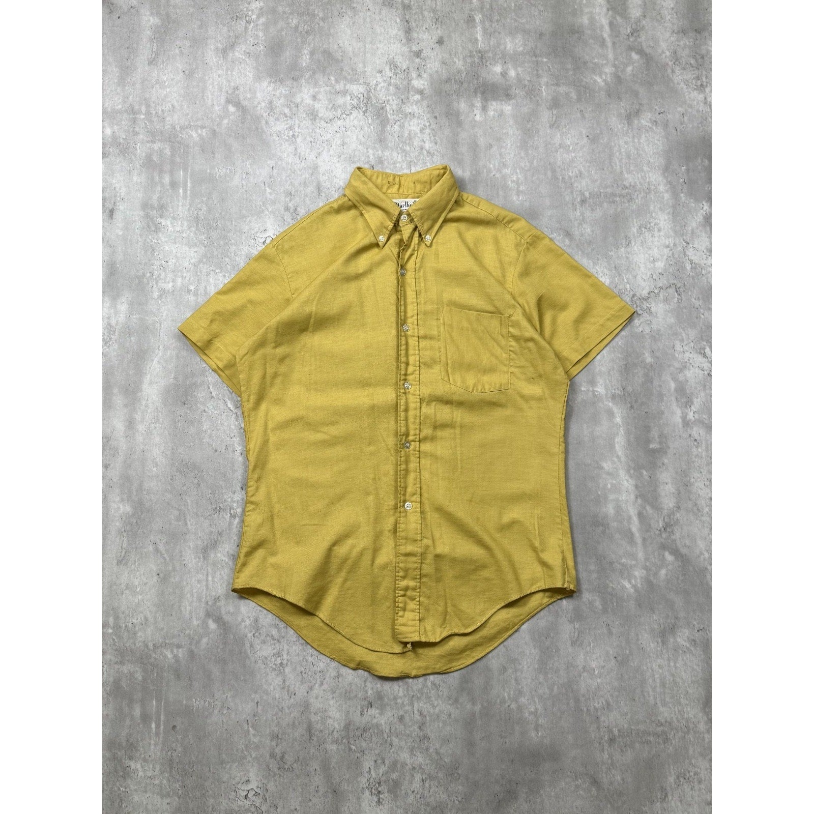 Vintage 1970s Marlboro Short Sleeve Single Pocket Button Up Shirt Size Medium