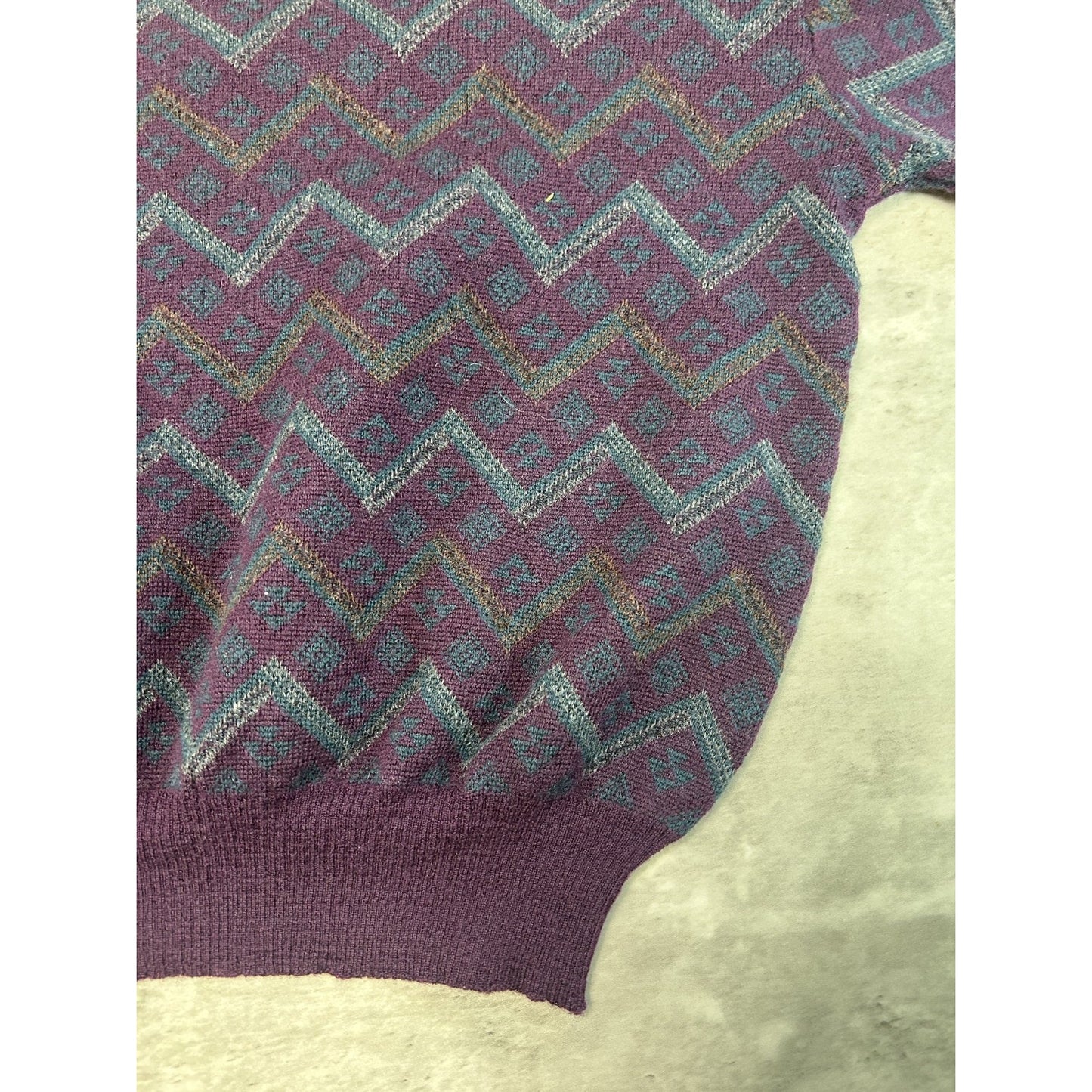 Vintage 80s/90s Tricots St Raphael Abstract Striped Knit Sweater Size Medium
