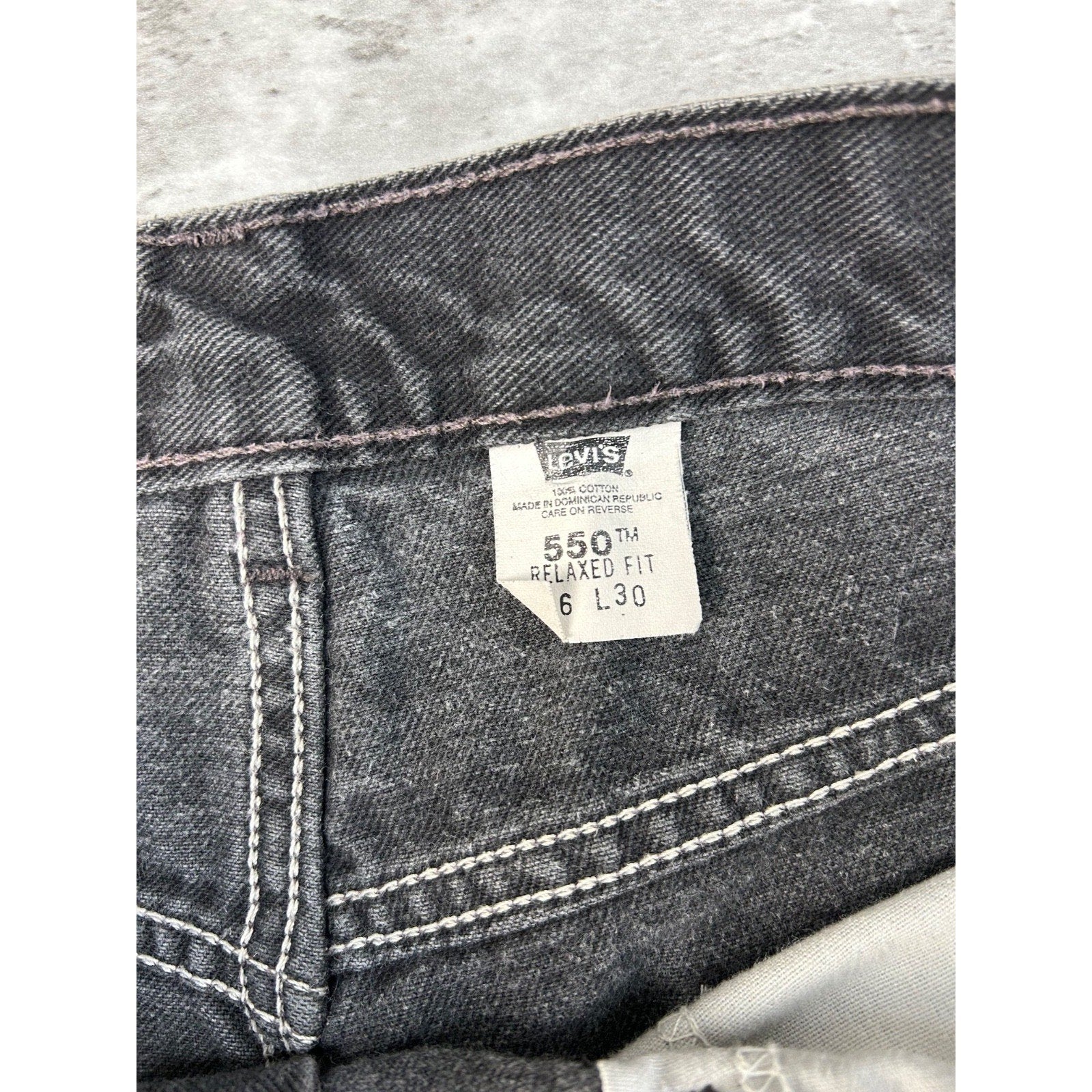 Vintage 90s Levis 550 Red Tab Black Denim Pants Size 34