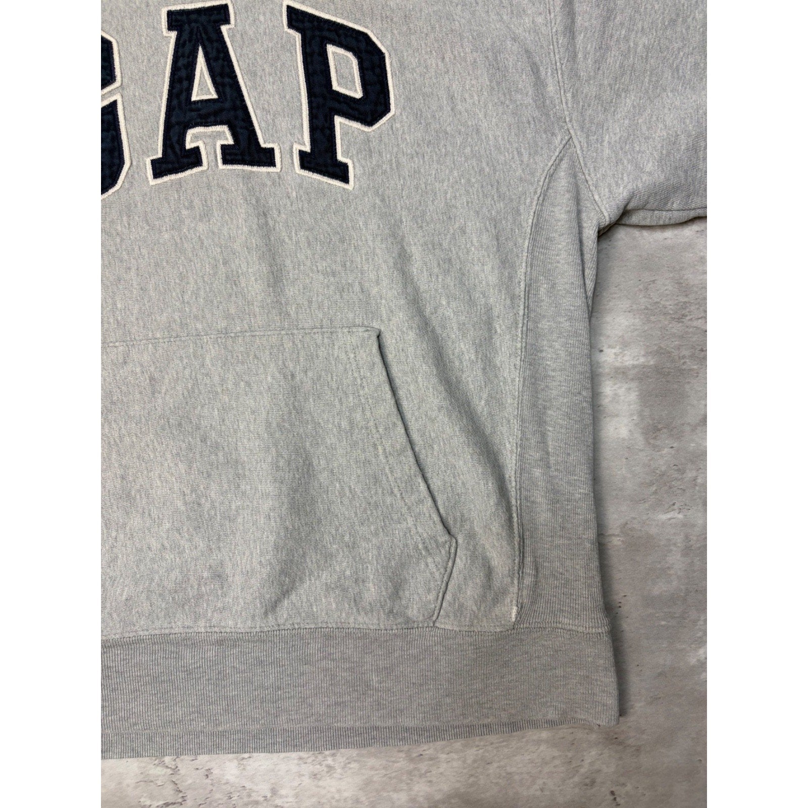 Vintage Gap Embroidered Arc Spellout Hooded Pullover Sweatshirt Size Medium