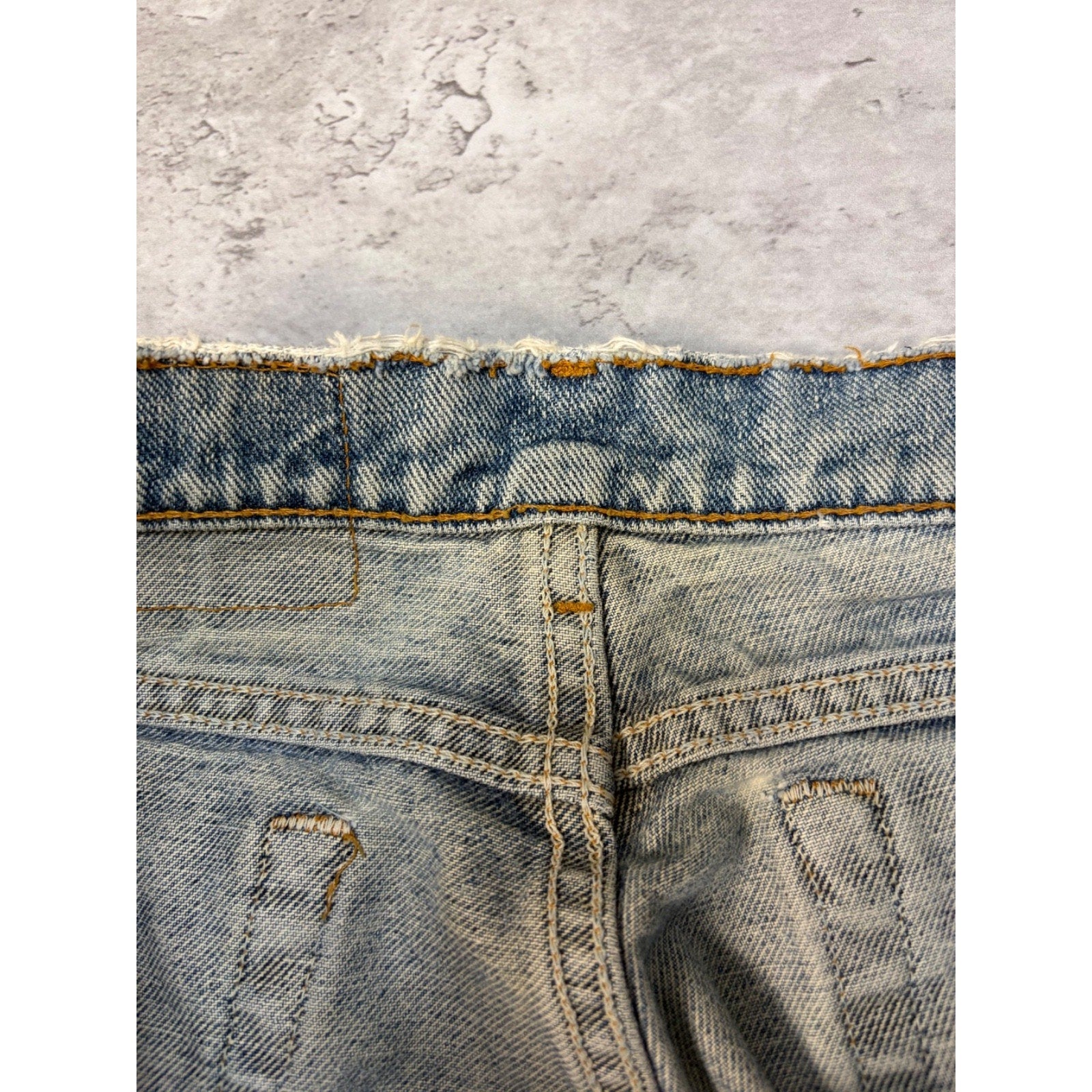 Vintage 90s Levis 560 Red Tab Light Wash Denim Pants Size 35