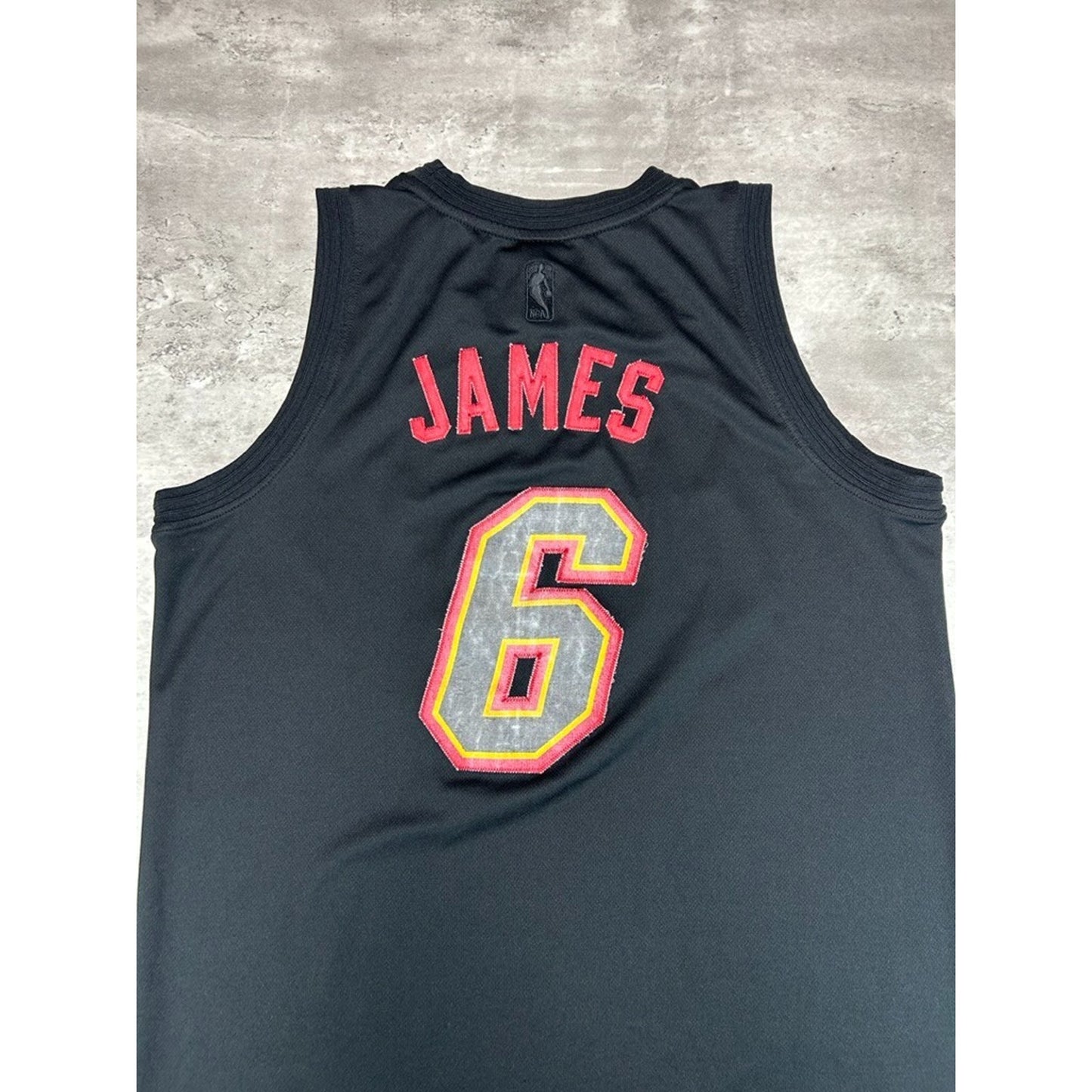Vintage Lebron James #6 Miami Heat NBA Adidas Basketball Jersey Size Medium