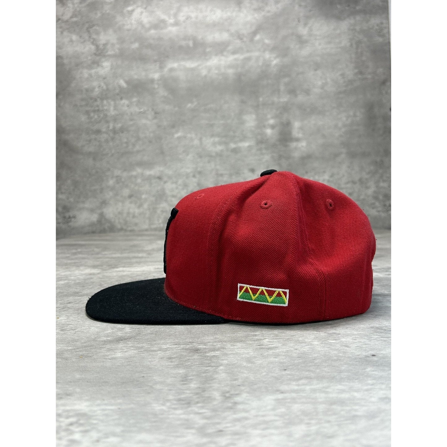 Vintage 90s Malcolm X Embroidered X Two Tone Snapback Hat OSFA Red/Black