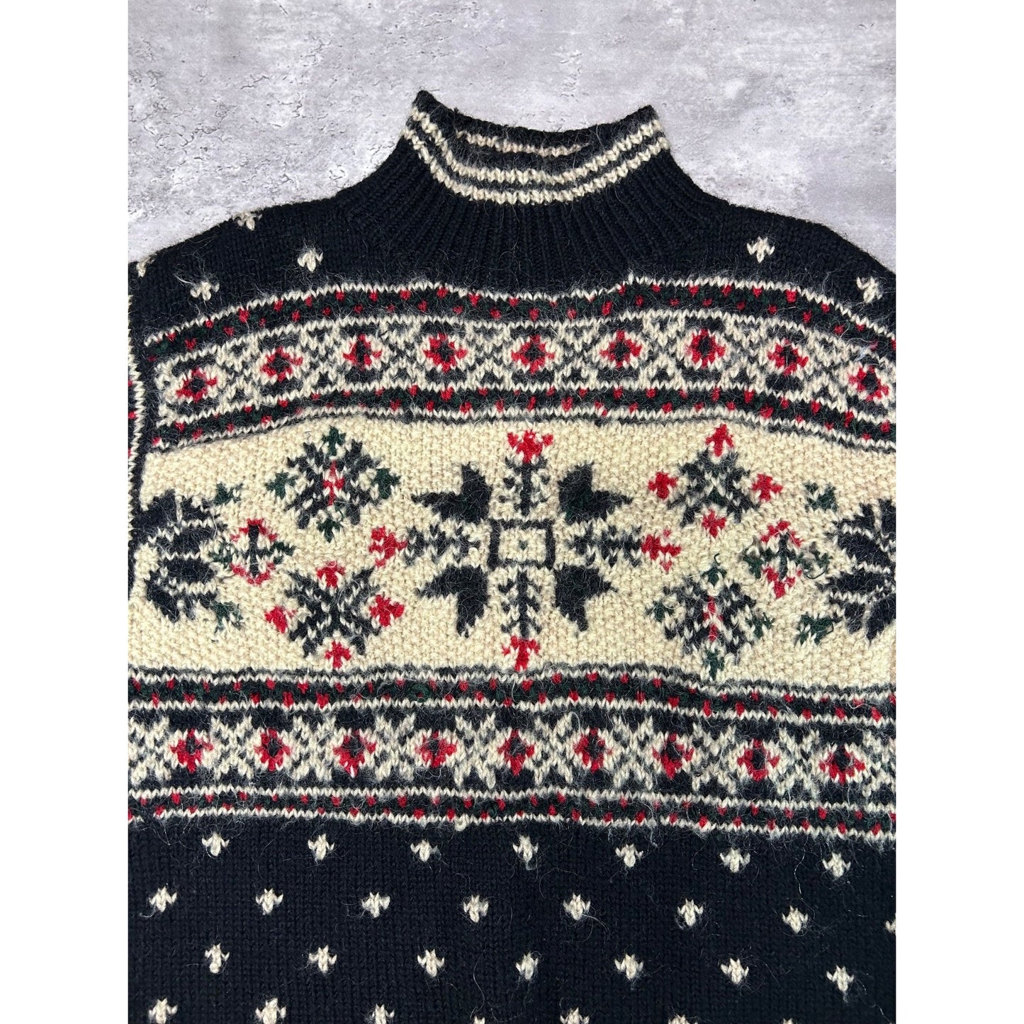 Vintage 80s/90s Snowflake Print Pullover Turtleneck Sweater Size Large