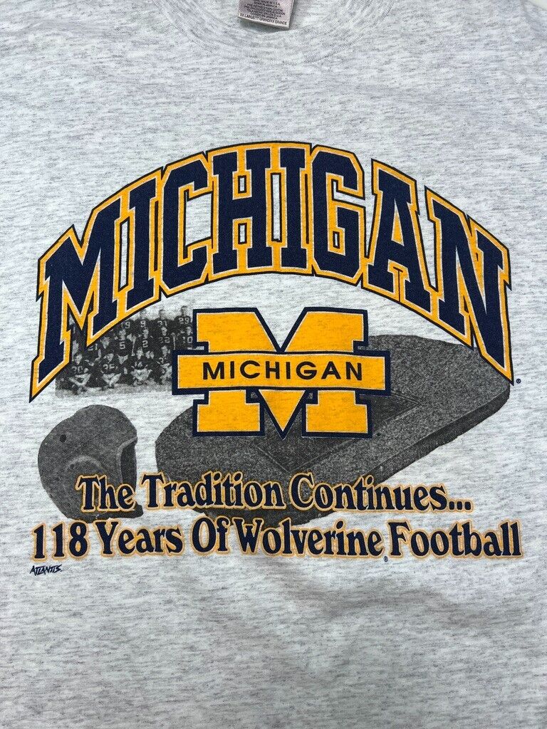 Vintage 90s University on Michigan NCAA 118 Years of Football T-Shirt Size 2XL