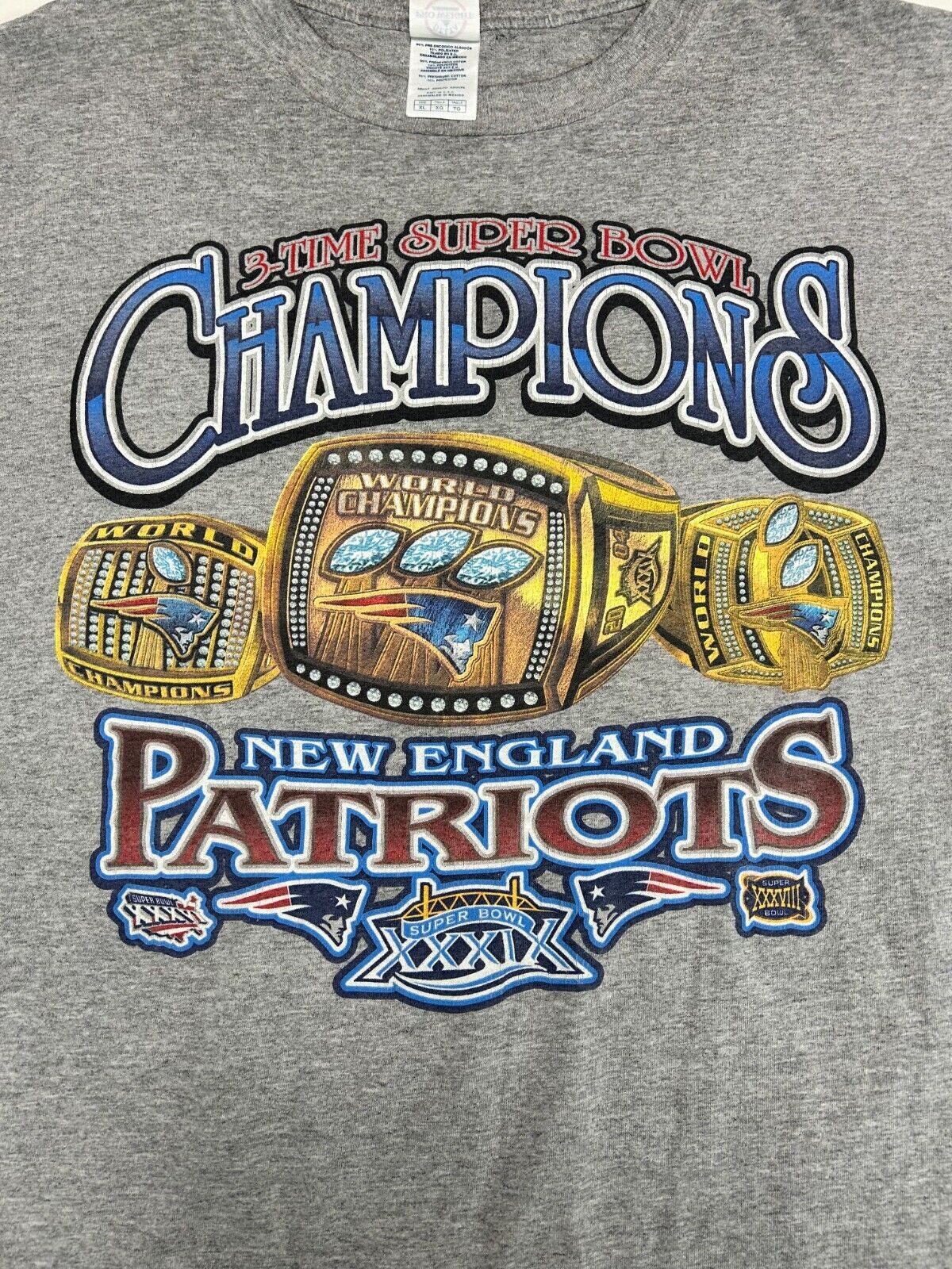 2005 New England Patriots NFL Super Bowl 3x Champs Ring Graphic T-Shirt Size XL