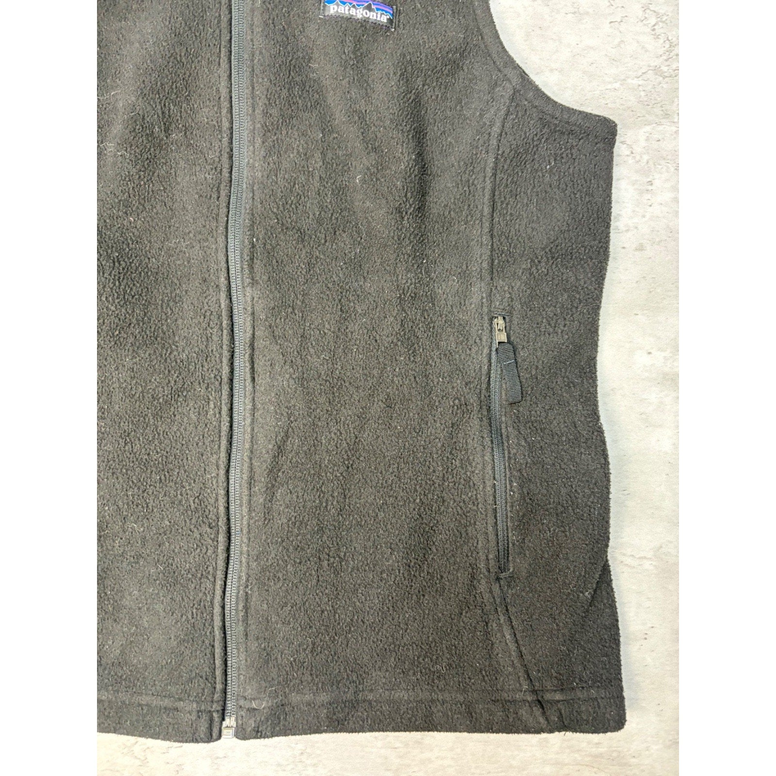 Vintage Womens Patagonia Embroidered Patch Full Zip Fleece Black Vest Sz Medium