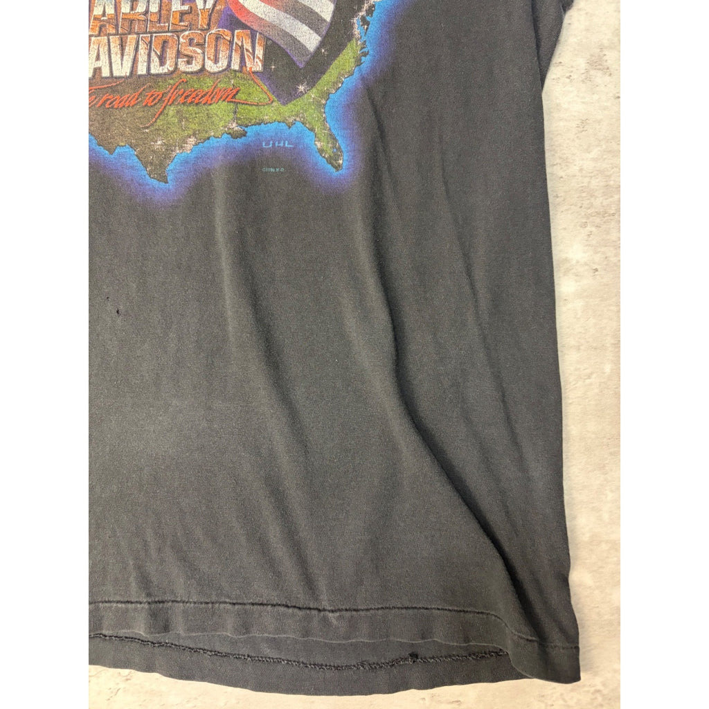 Vintage 1996 Harley Davidson Road To Freedom Graphic T-Shirt Size Large
