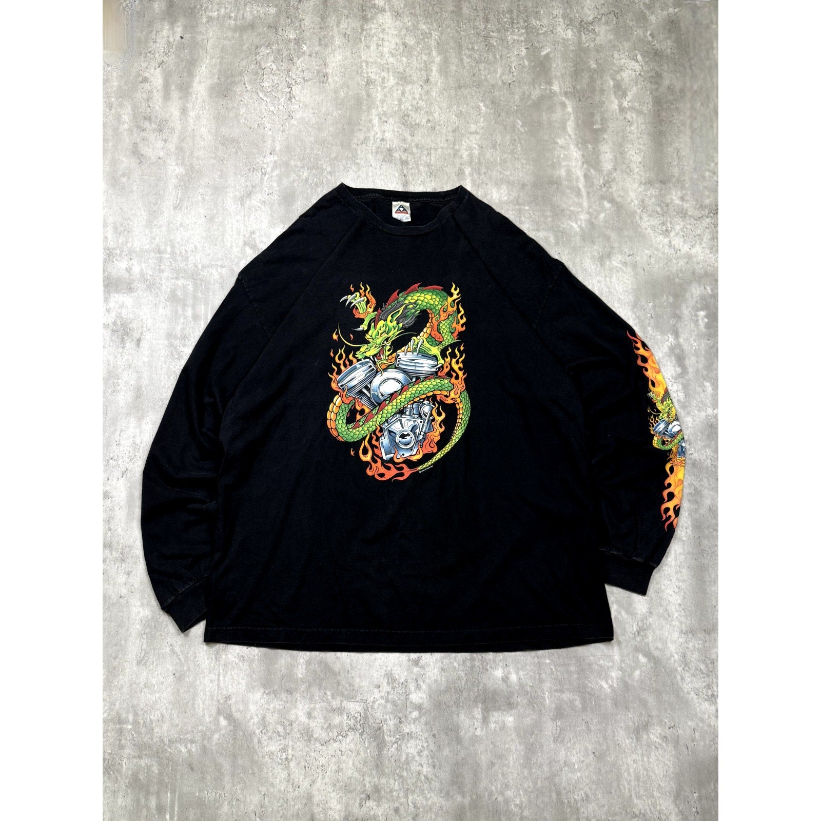 Vintage 2004 Dragon Engine Sleeve Graphic Long Sleeve T-Shirt Size 3XL