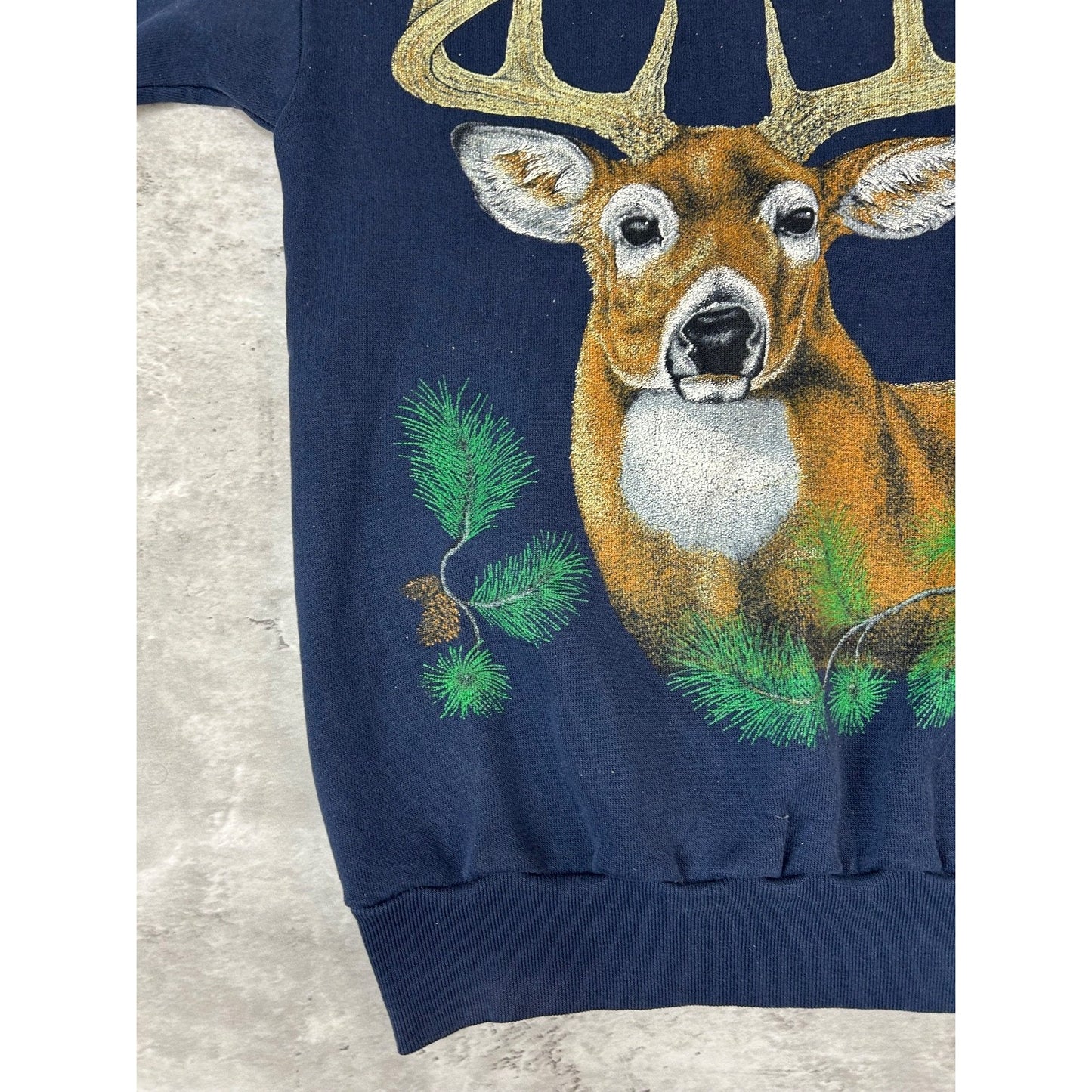 Vintage 90s White Tail Deer Nature Animal Graphic Sweatshirt Size Medium