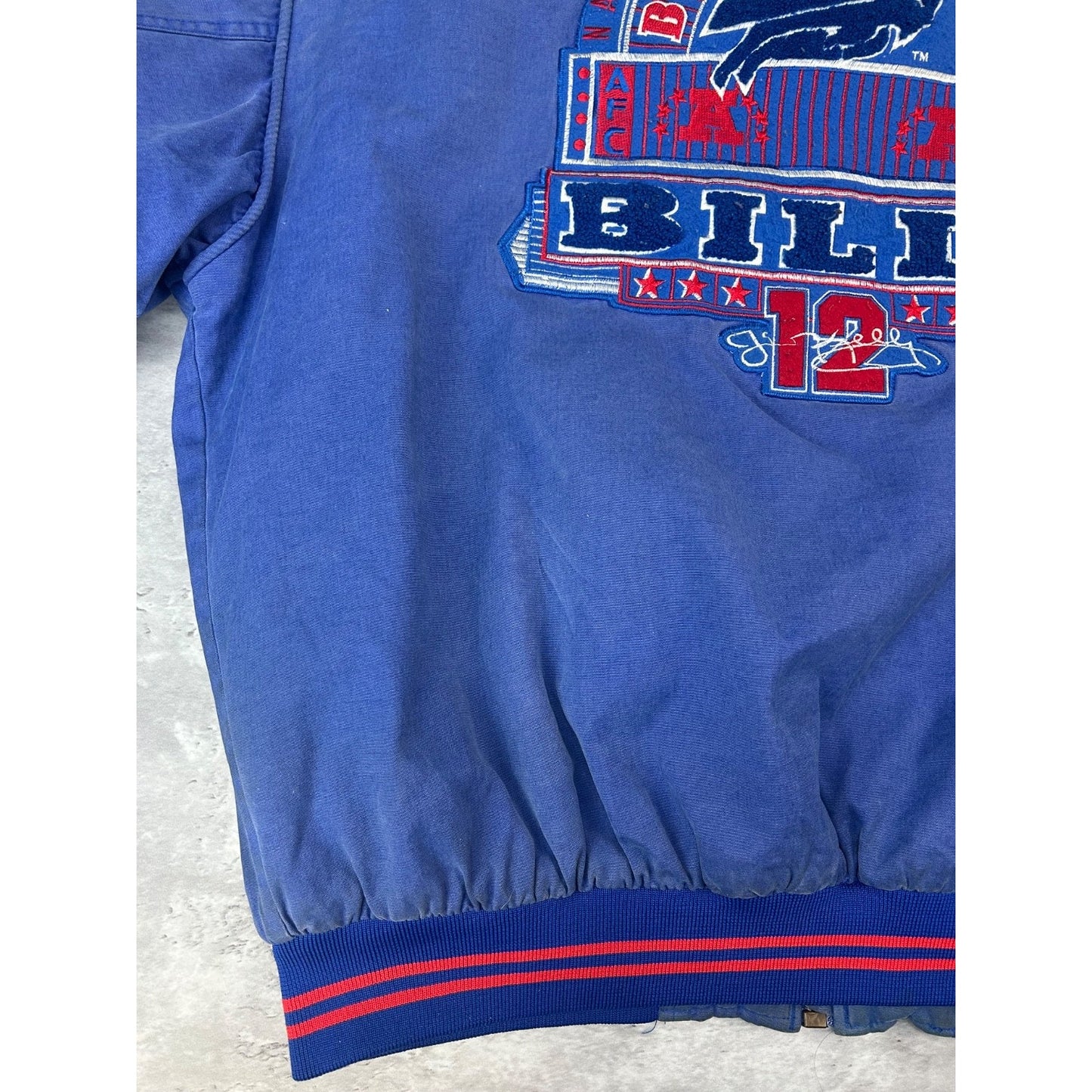 Vintage 90s Buffalo Bills NFL Embroidered Insulated Bomber Jacket Size XL