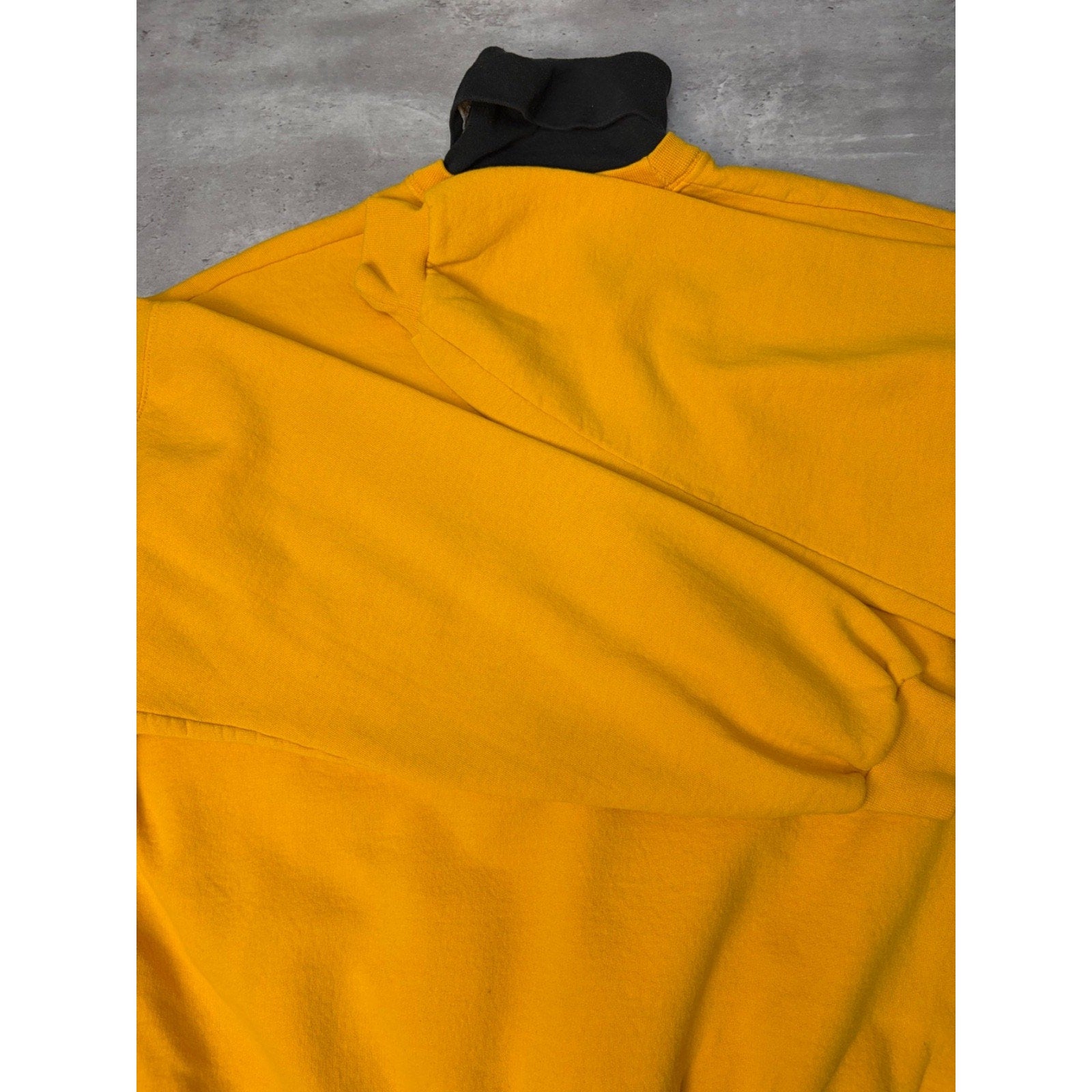 VTG 90s Pittsburgh Penguins NHL Embroidered Logo Mock Neck Sweatshirt Size XL