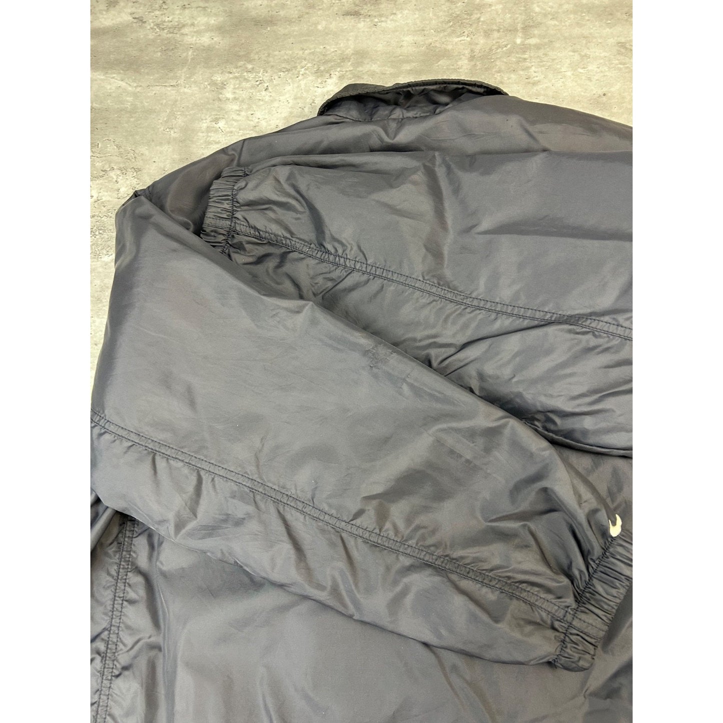 Vintage 2000s Nike Embroidered Swoosh Nylon Full Zip Windbreaker Jacket Medium