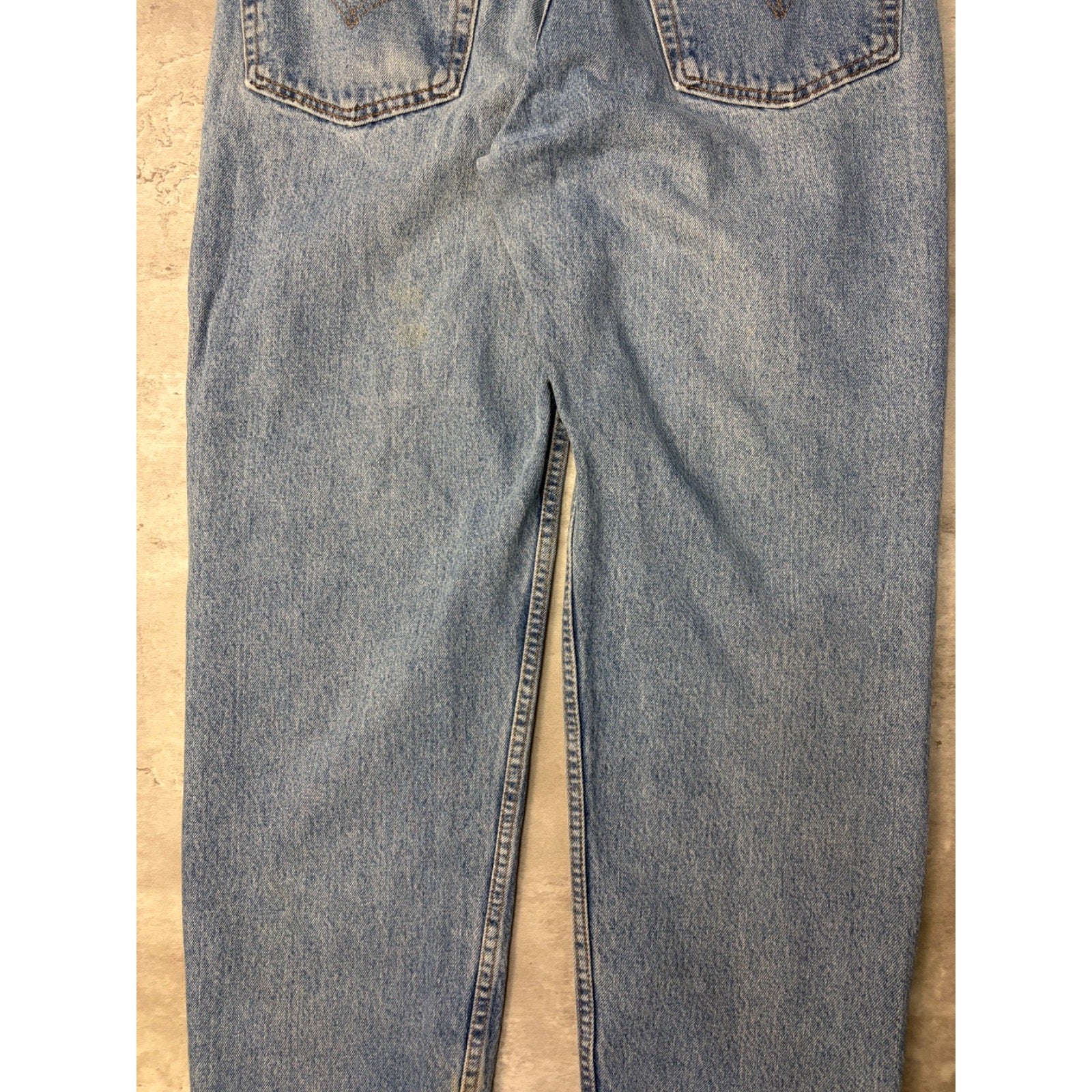 Vintage Levis 550 Red Tab Relaxed Fit Medium Wash Denim Pants Size 36