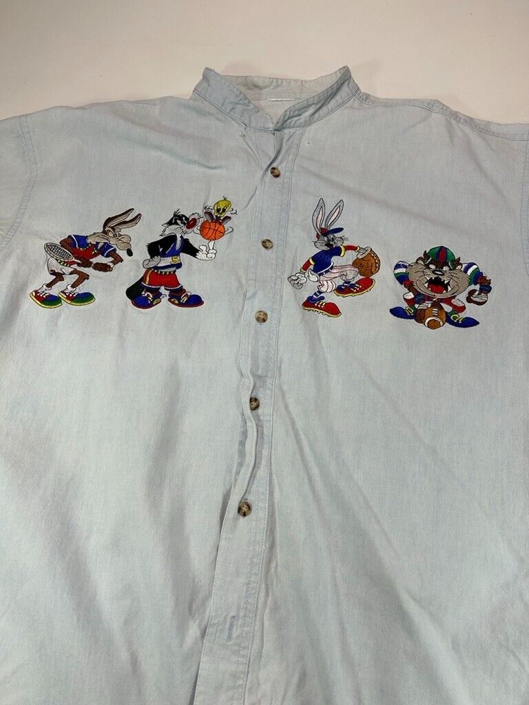 VTG 90s Looney Tunes Sports Graphic Light Wash Denim Button Up Shirt Sz Large