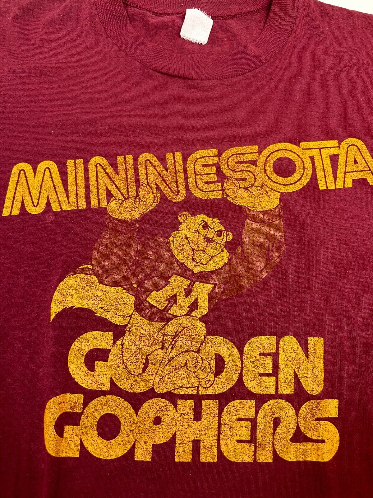Vintage 80s Minnesota Golden Gophers Big Graphic Collegiate T-Shirt Size Large