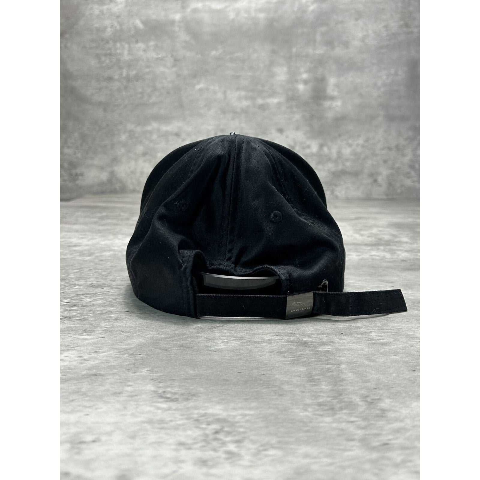 Vintage Jaguar Graphic Logo Car Promo Strapback Hat OSFA Black