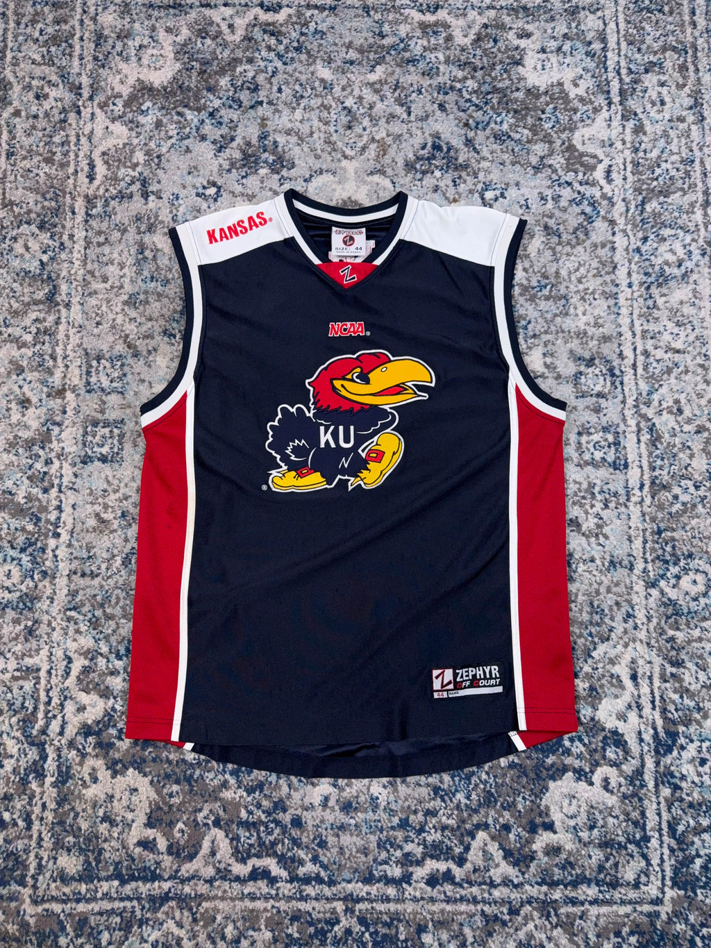 Vintage Kansas Jayhawks NCAA Embroidered Logo Basketball Jersey Size Large