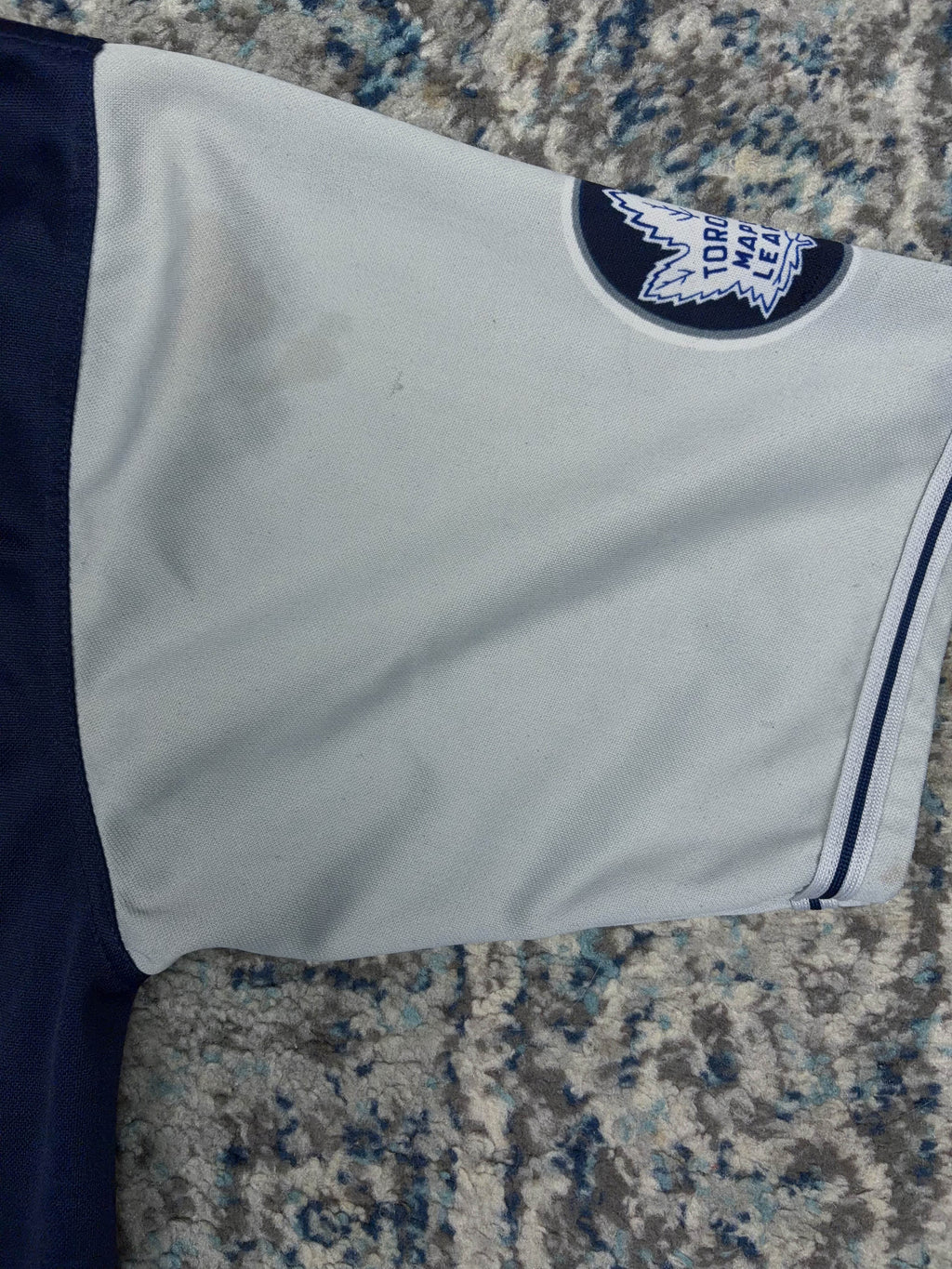 Vintage Toronto Maple Leafs NHL Tailsweep Baseball Jersey Size XL