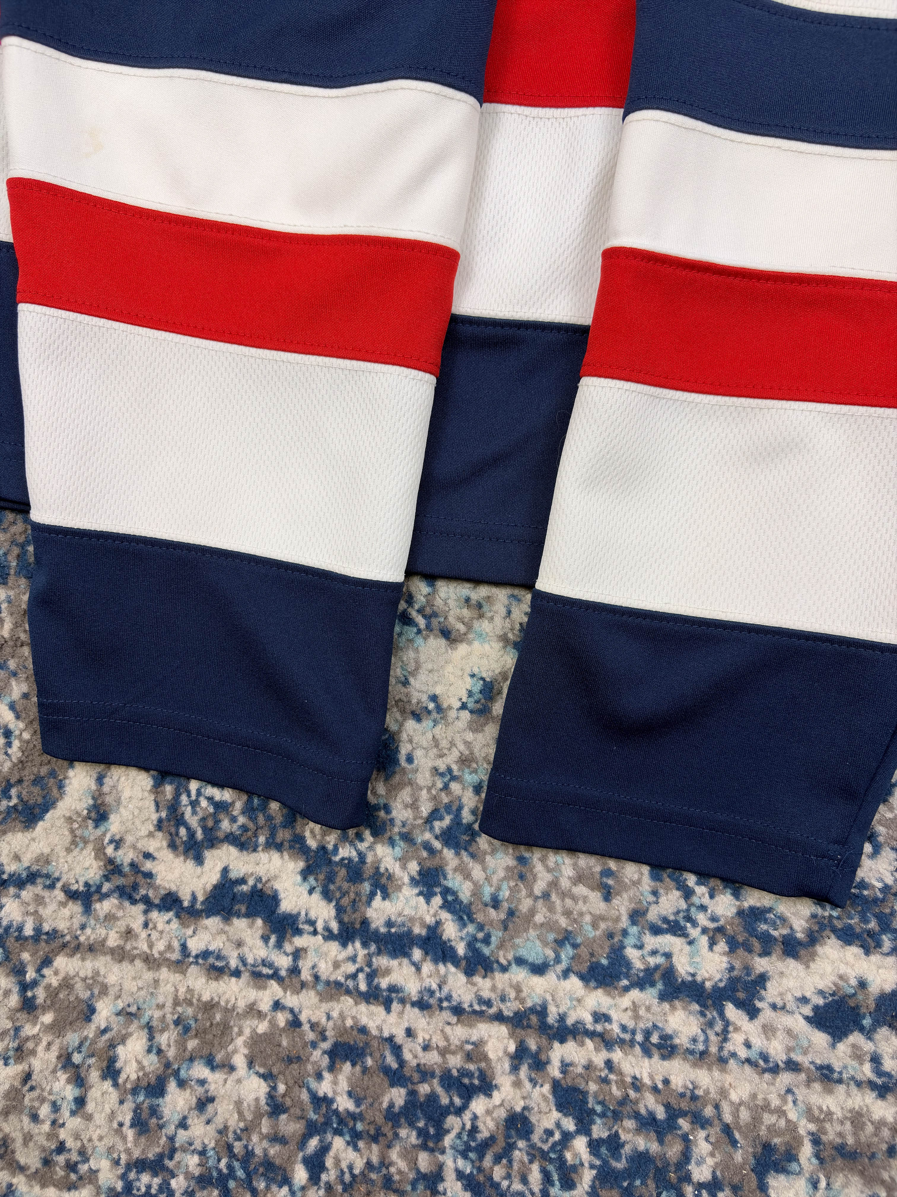 Vintage 2005 Homer Simpson Poker Night Stitched Hockey Jersey Size L/XL