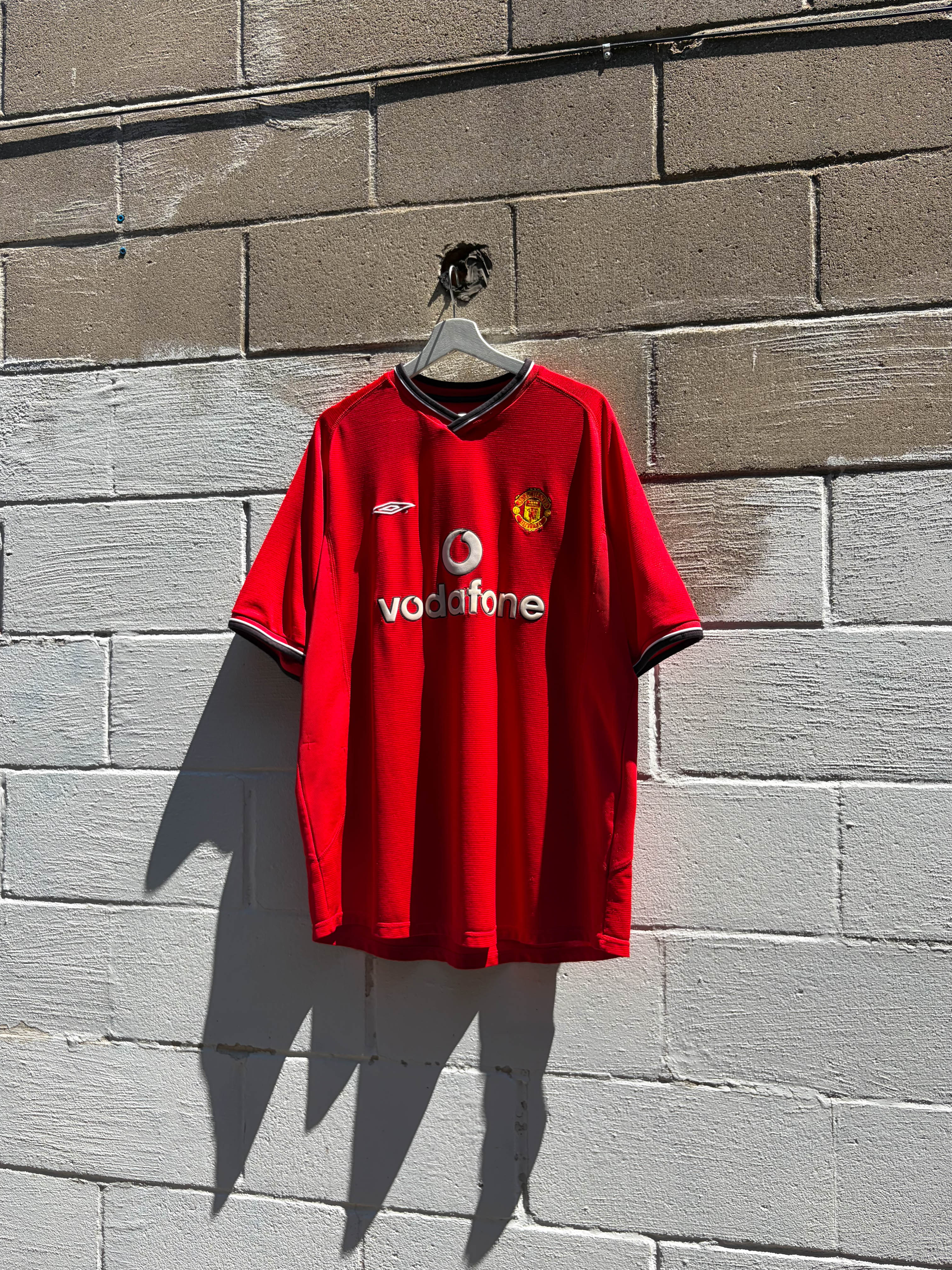 Vintage 2004 Manchester United Home Umbro Soccer Jersey Size XL